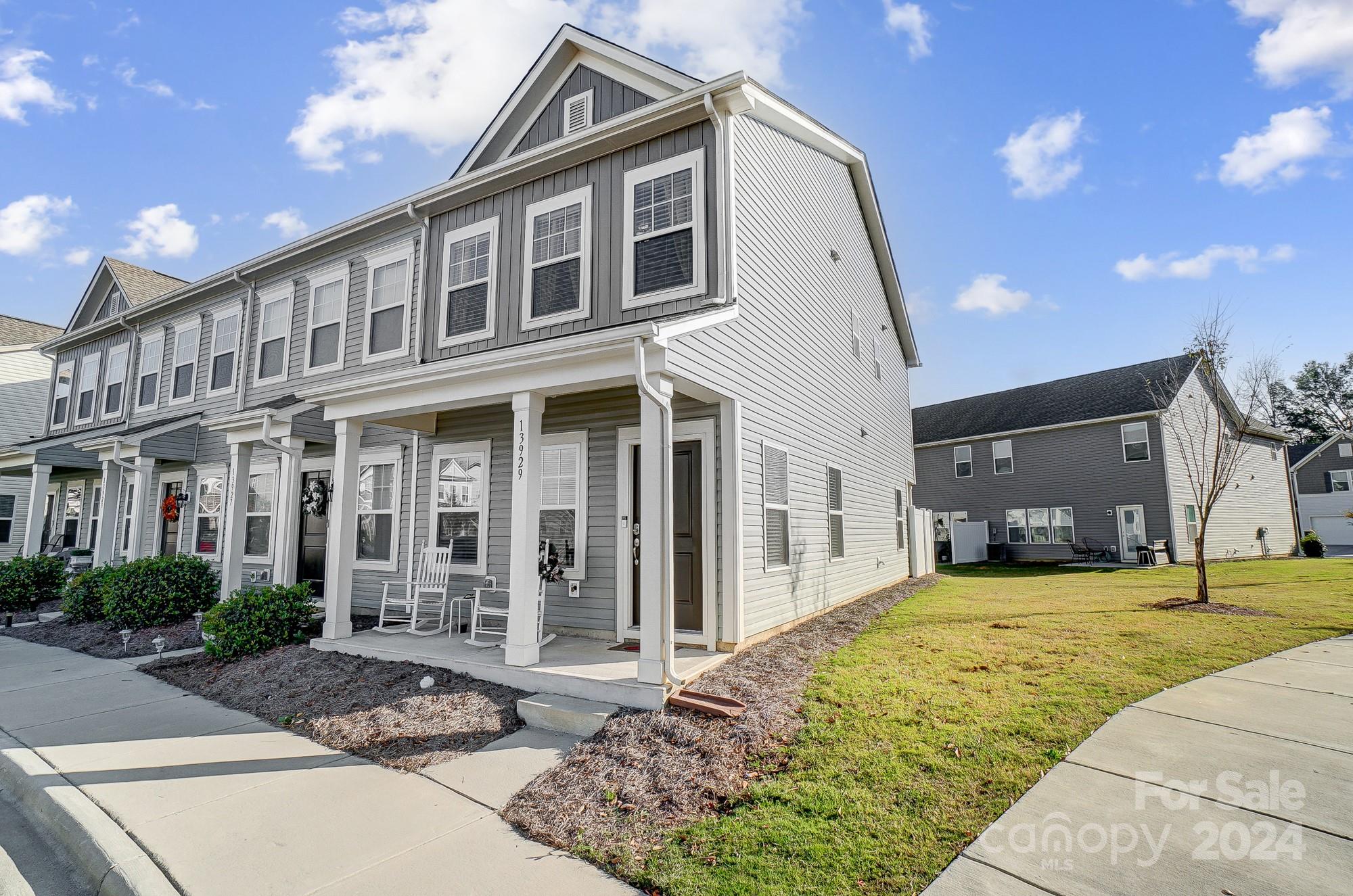 13929 Clayborn Street Unit: 96