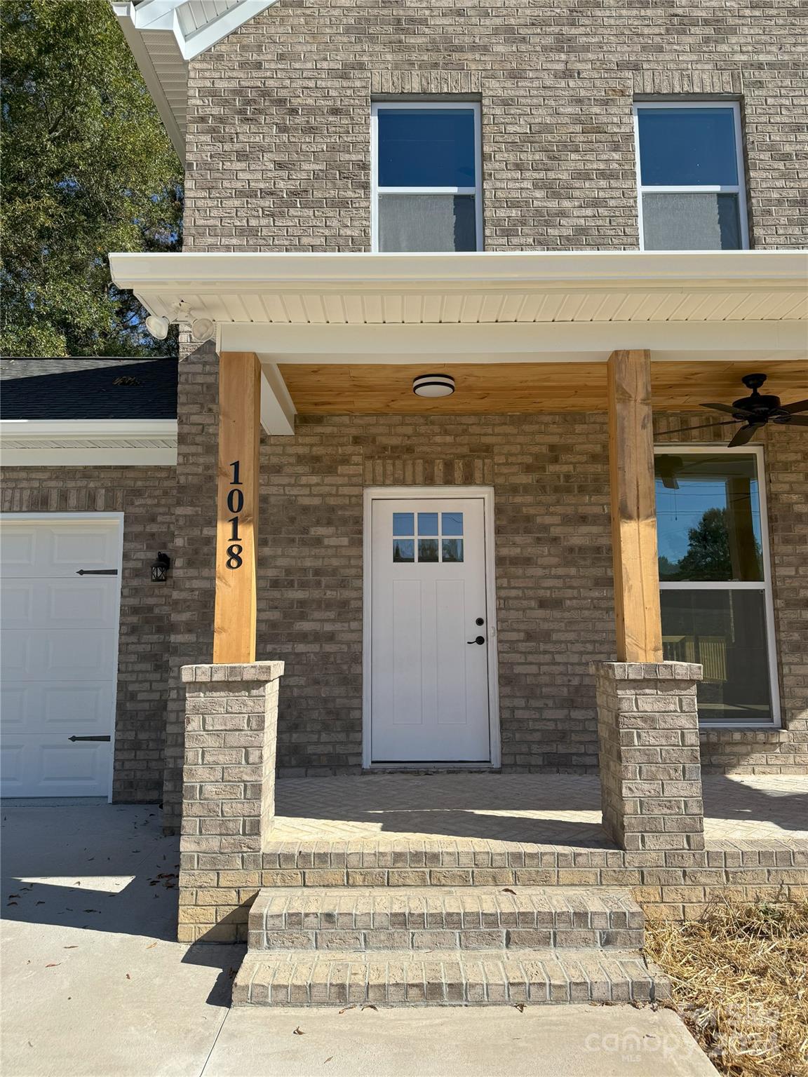 1018 Cross Creek Drive