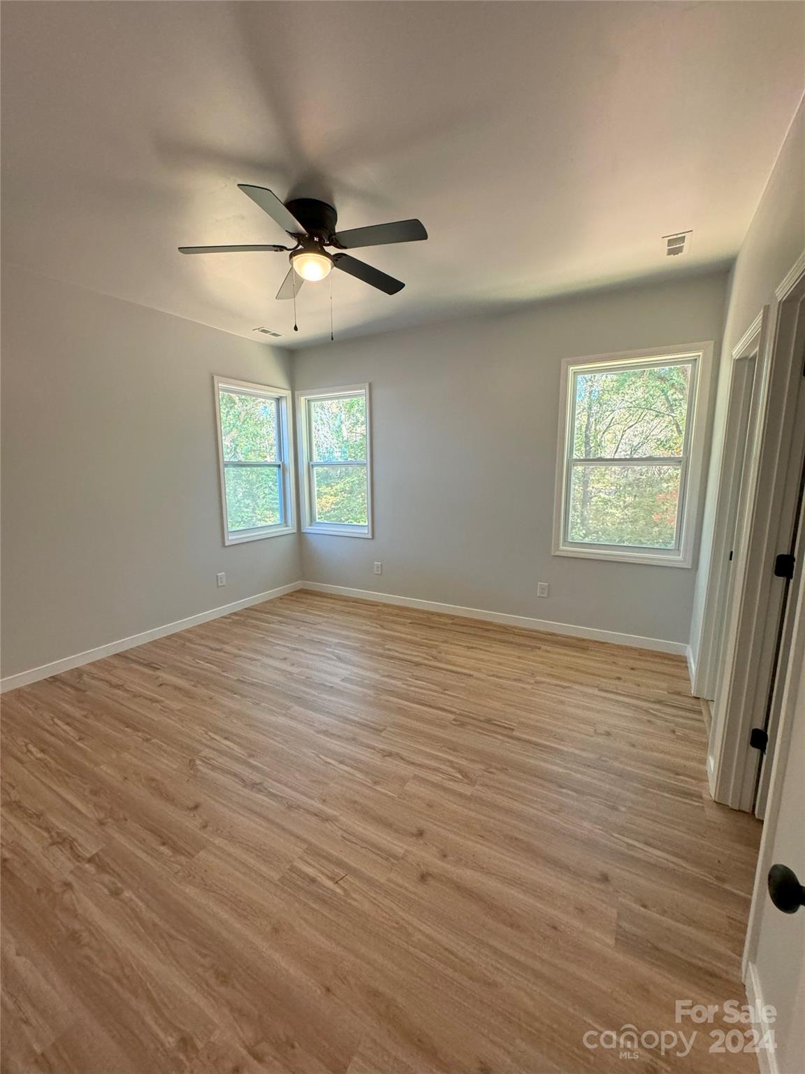 1018 Cross Creek Drive