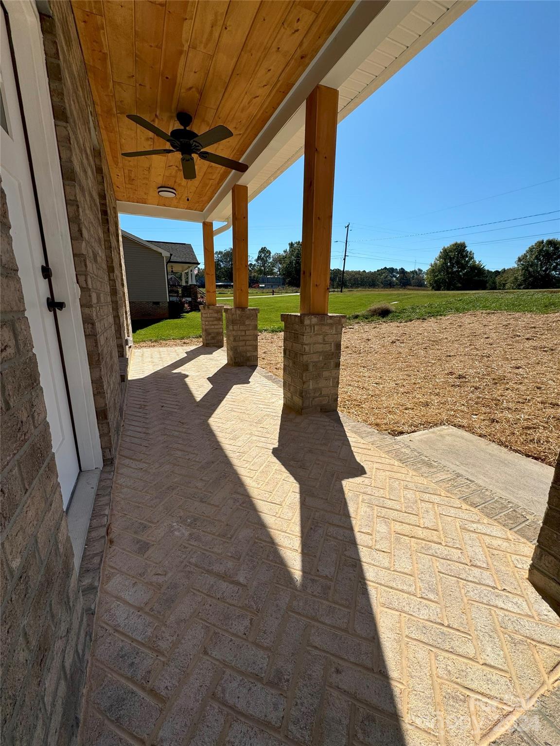 1018 Cross Creek Drive