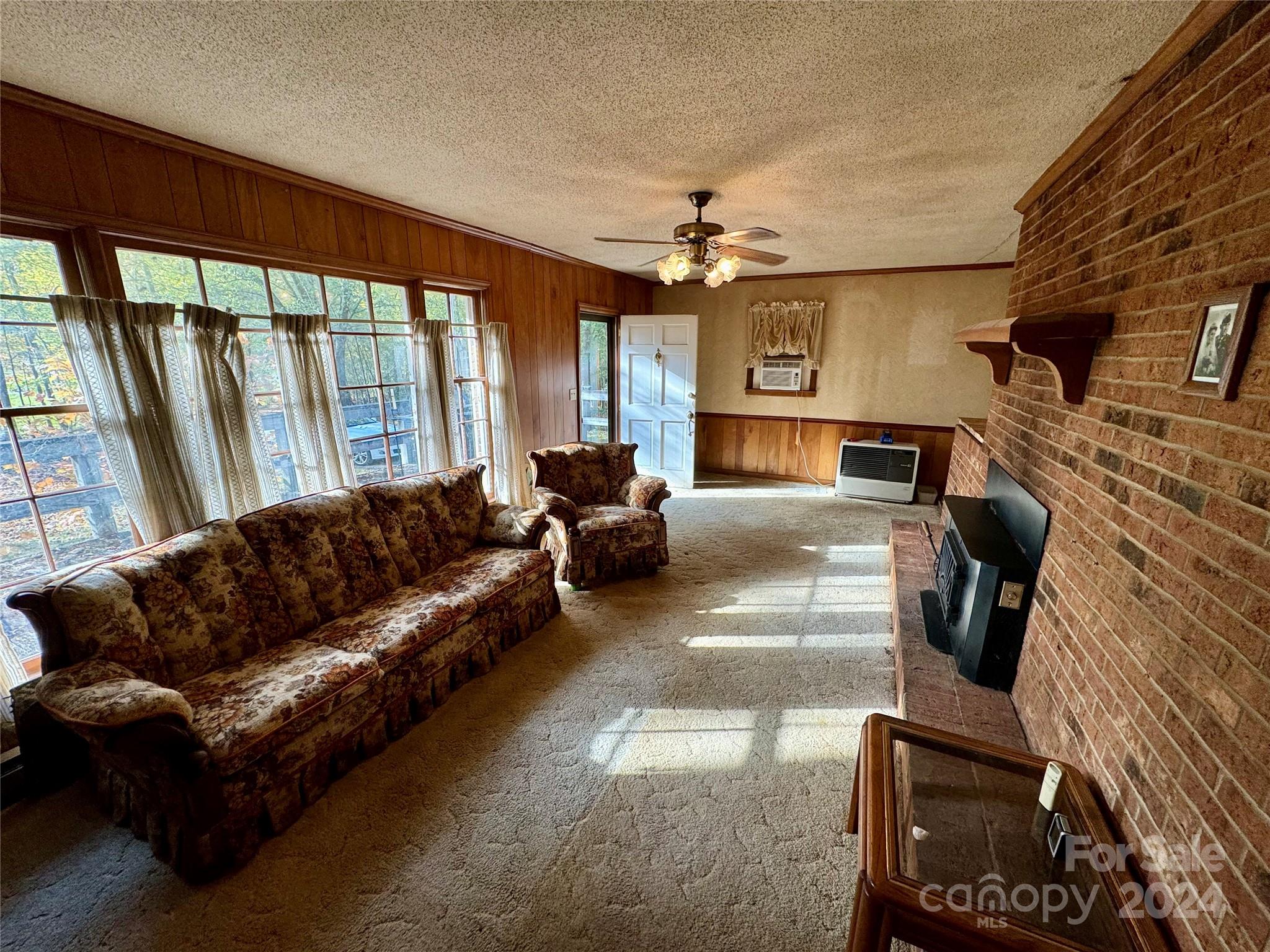 5515 NC Hwy 24/27 Highway E