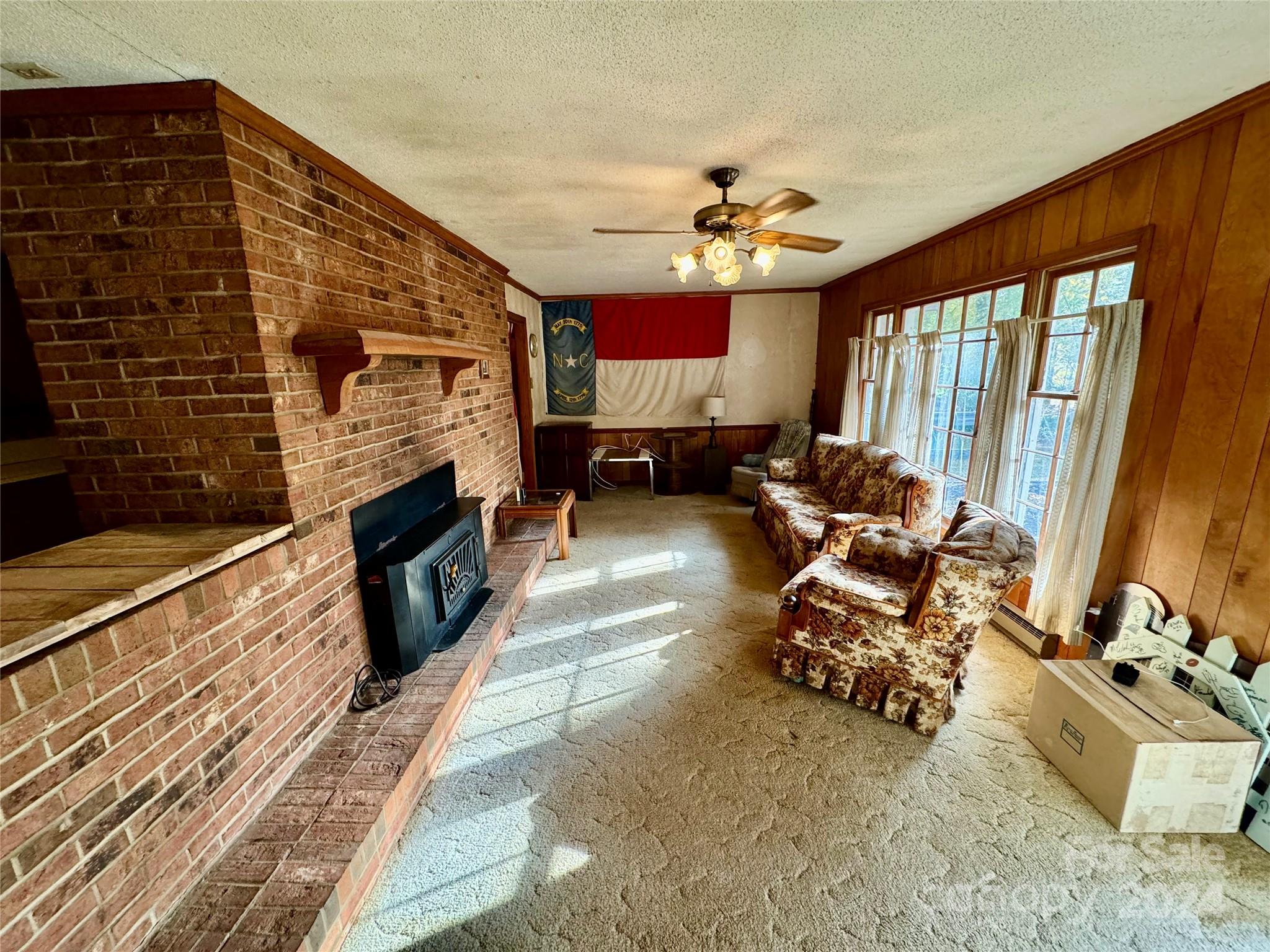 5515 NC Hwy 24/27 Highway E