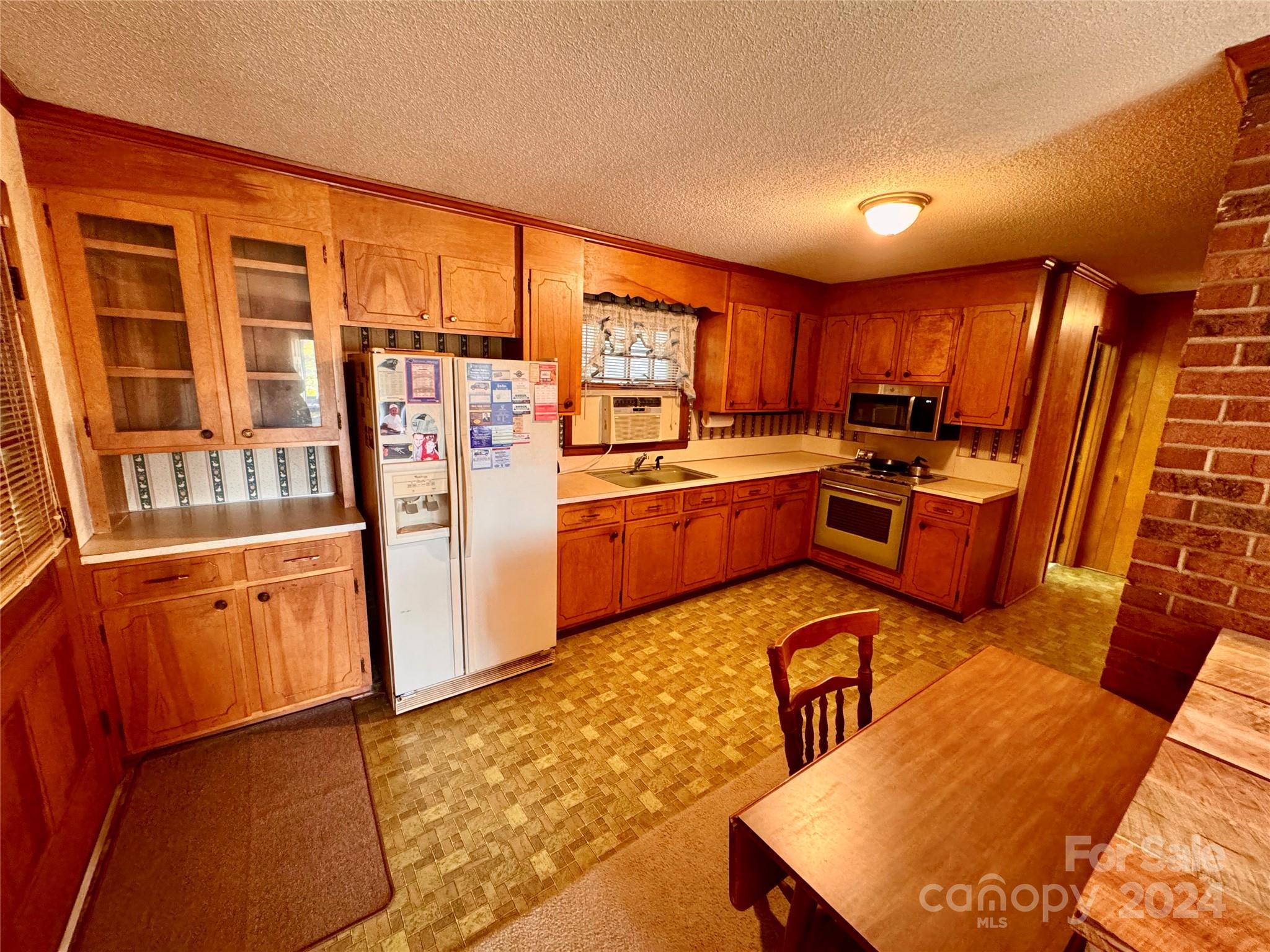 5515 NC Hwy 24/27 Highway E