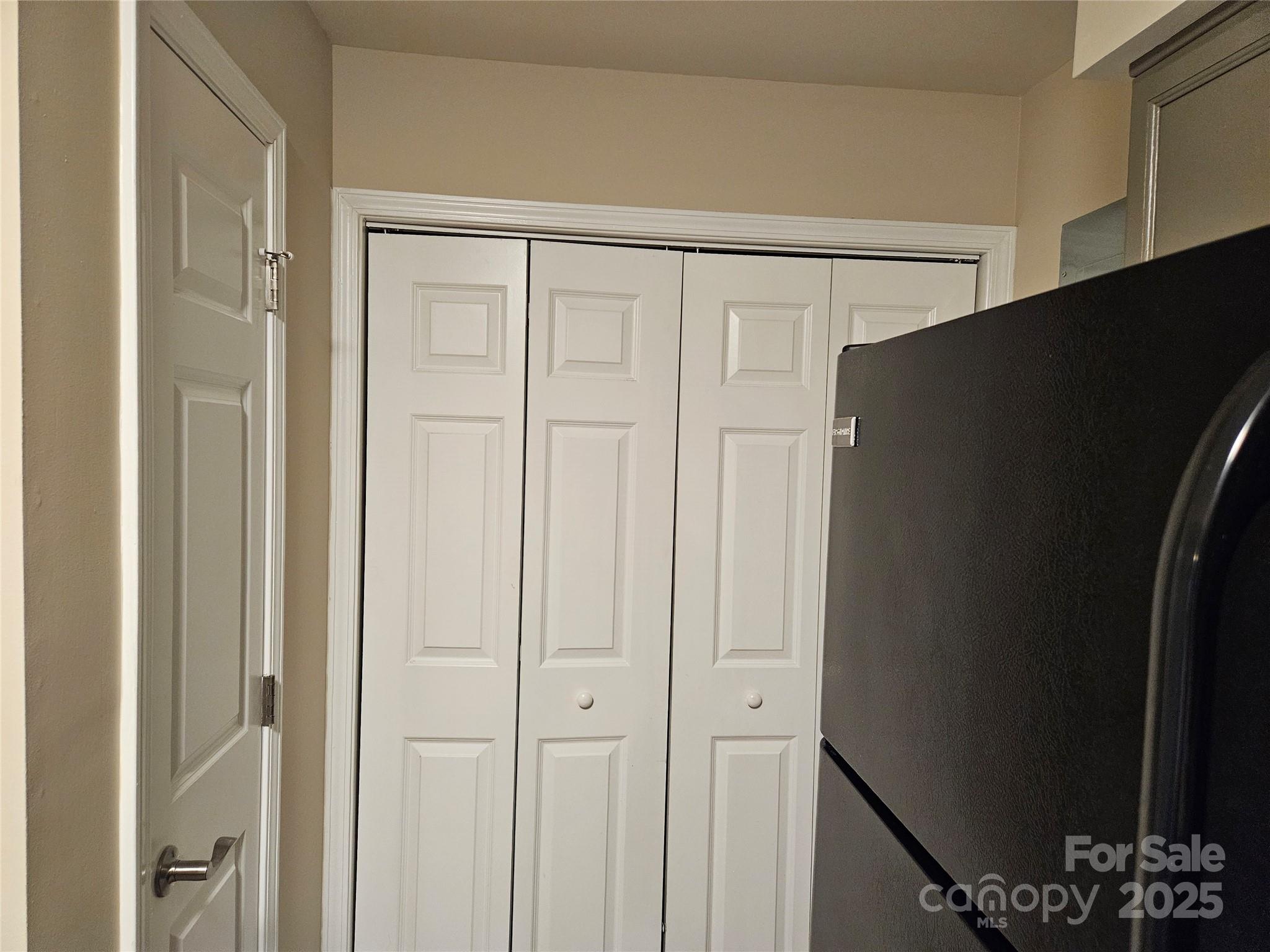 7319 Winery Lane