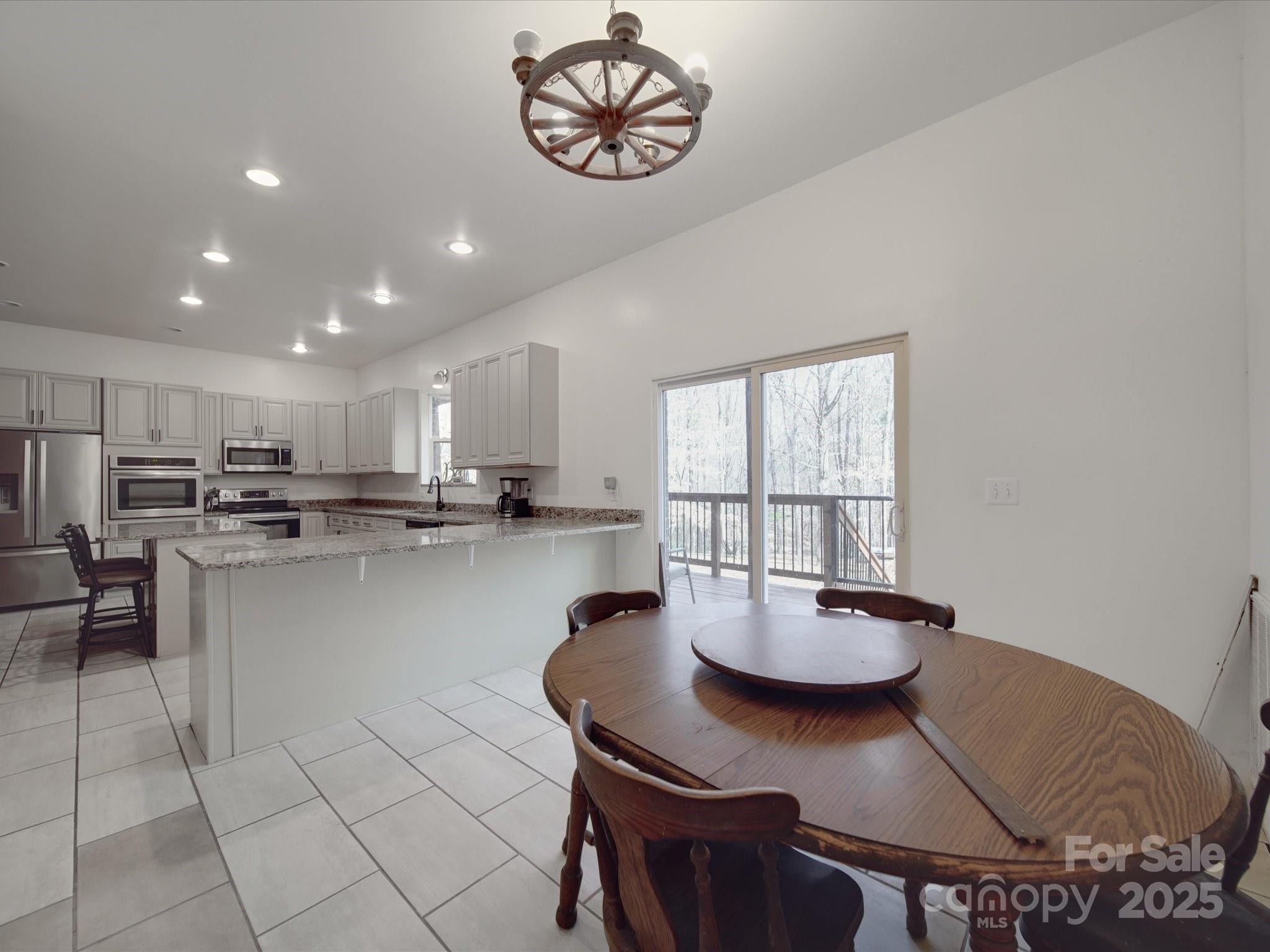 5687 Putuptoe Place