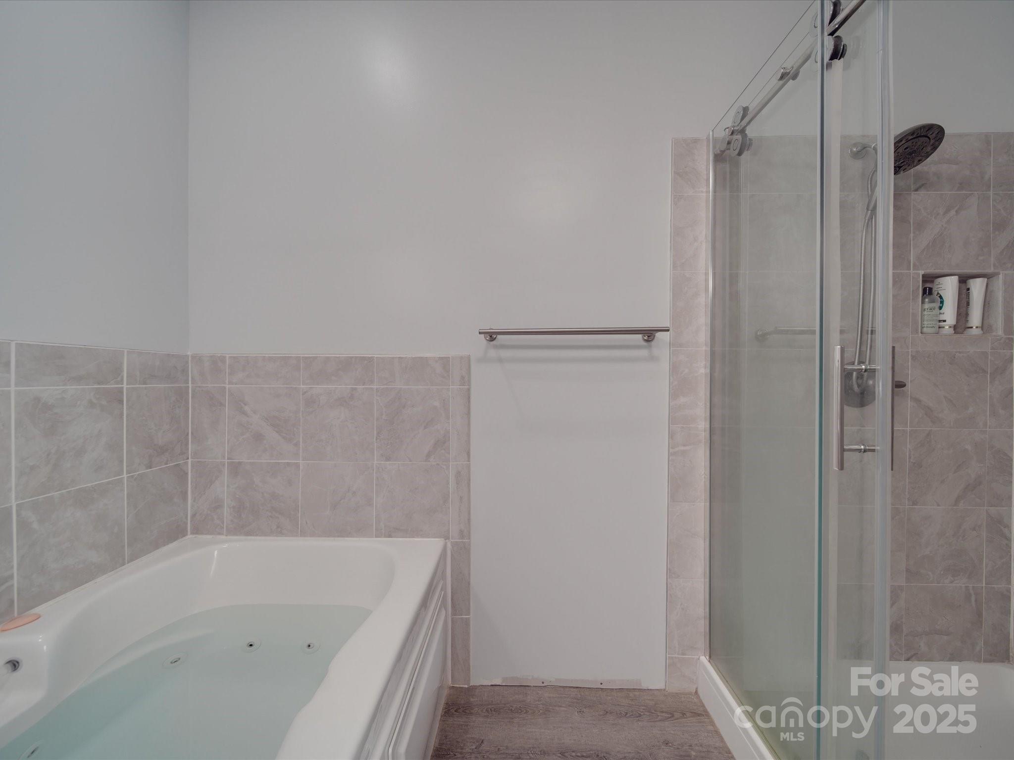 5687 Putuptoe Place