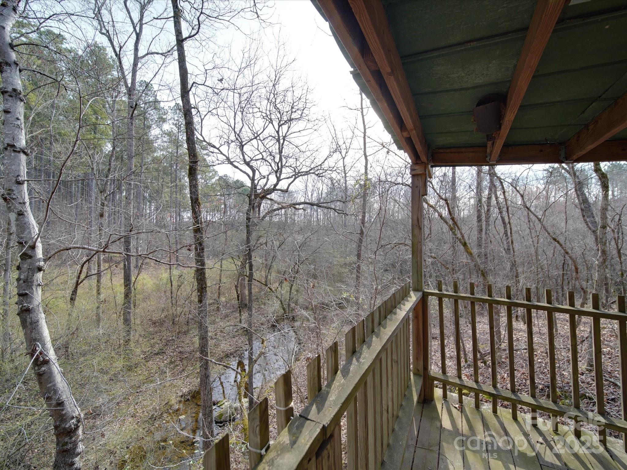 5687 Putuptoe Place