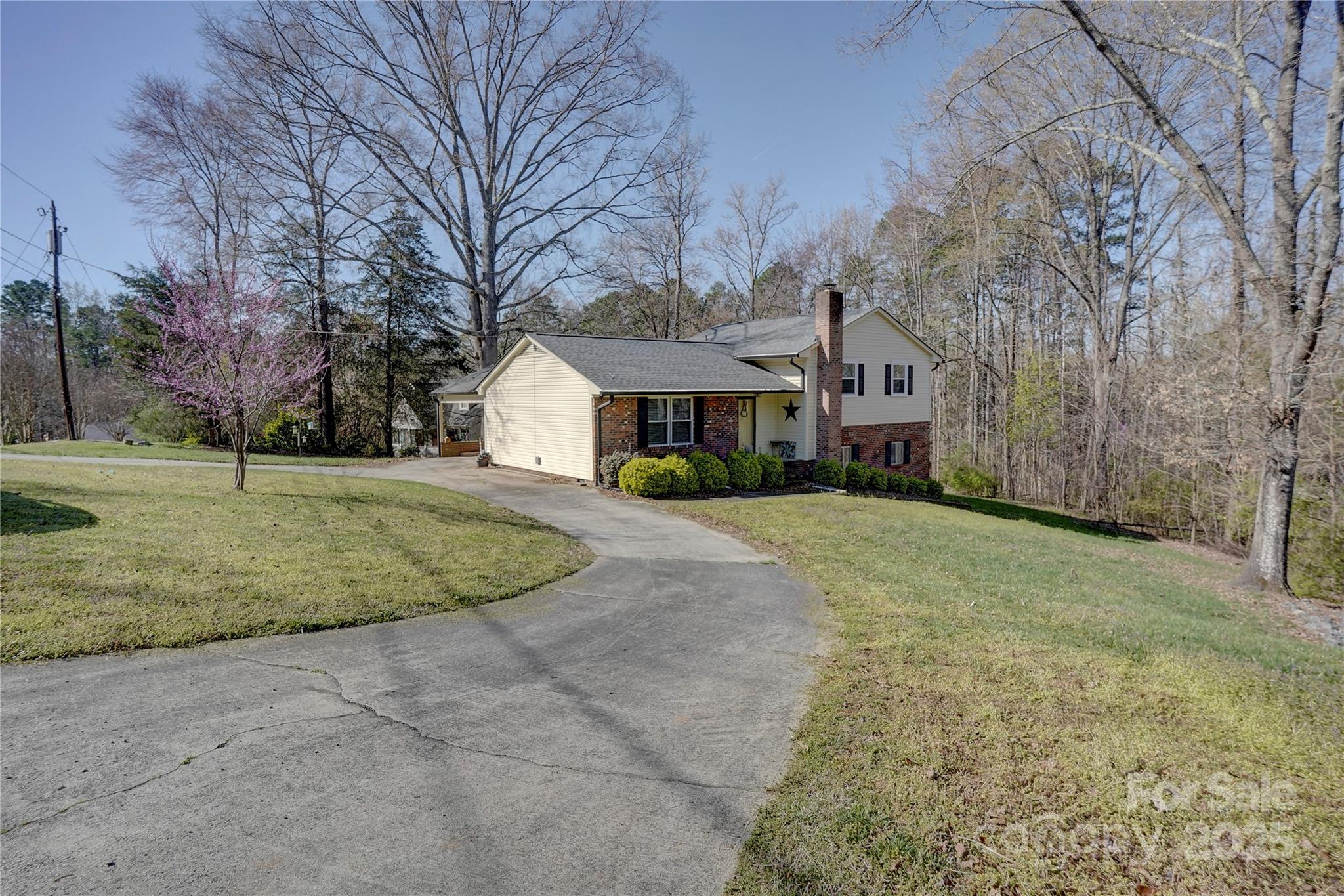 1190 Duchess Drive