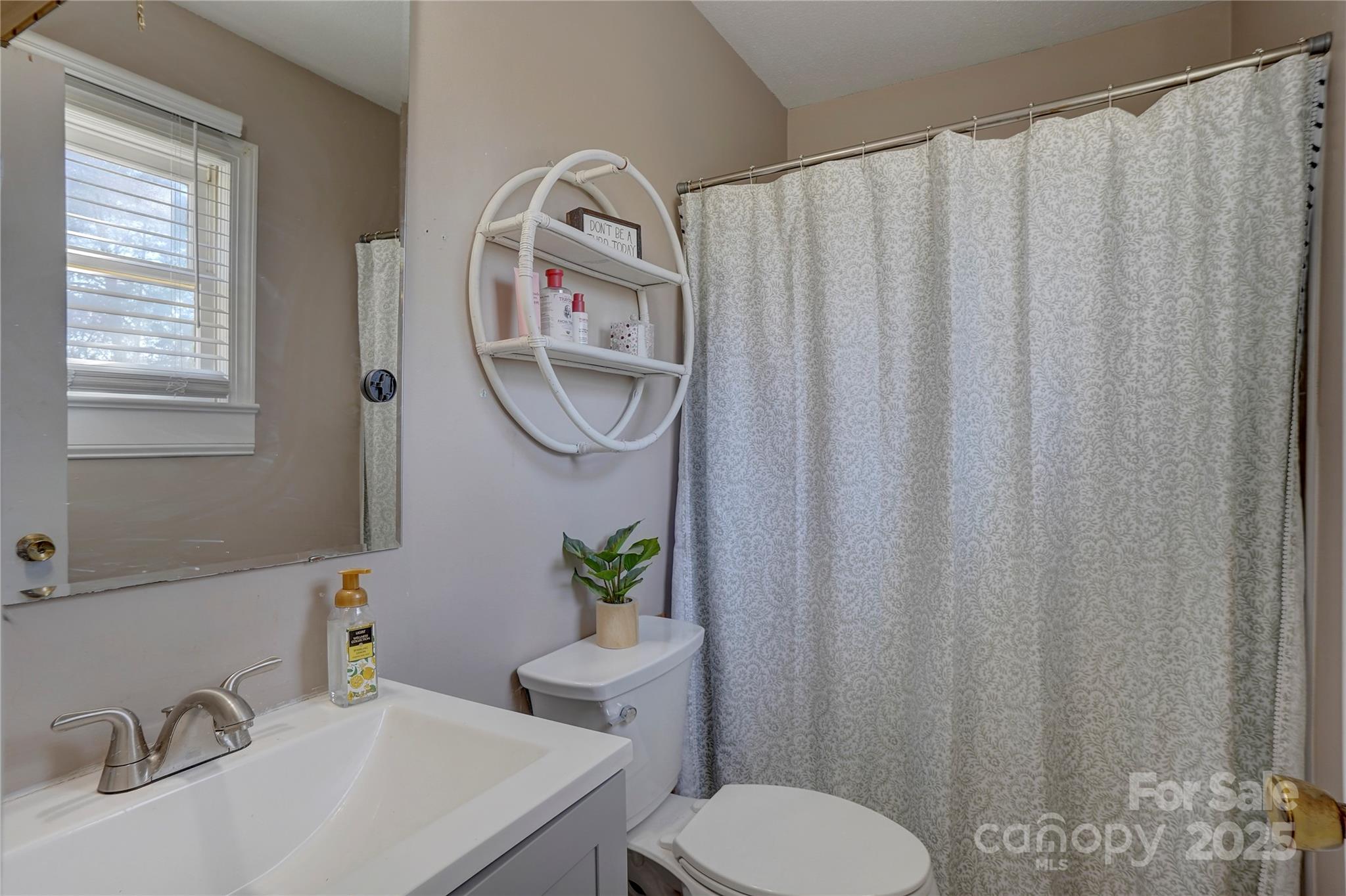 1190 Duchess Drive