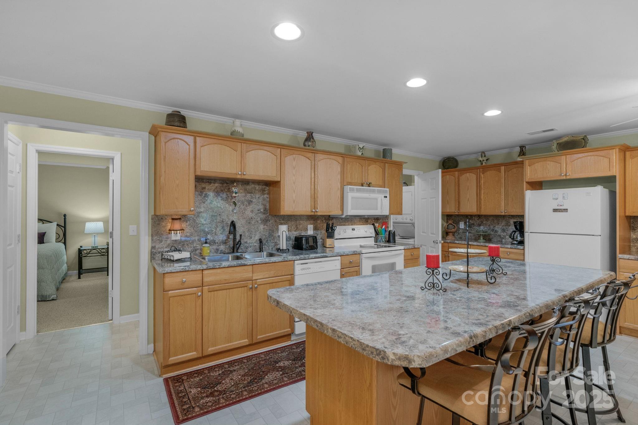 4586 Chanel Court