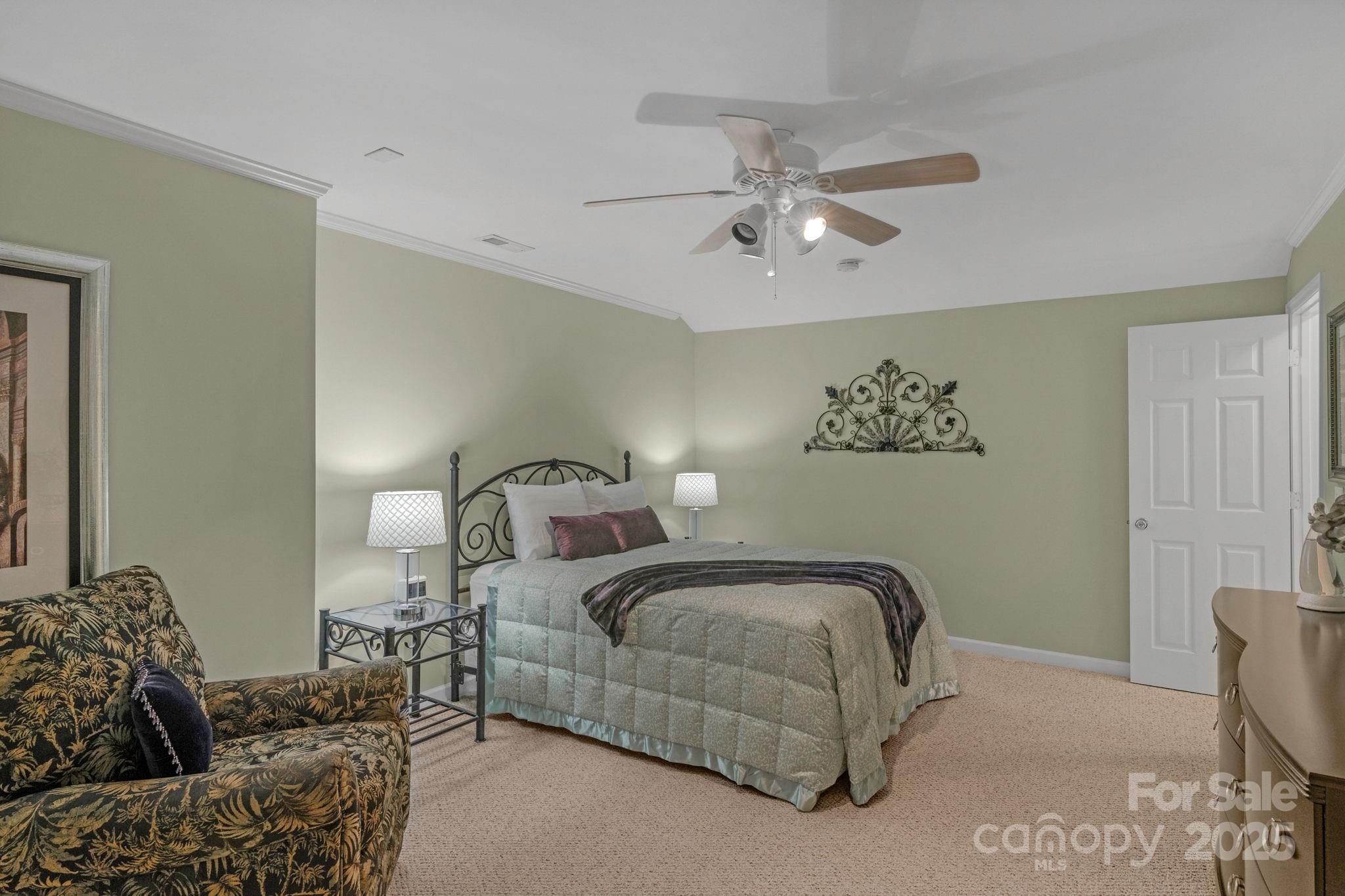 4586 Chanel Court