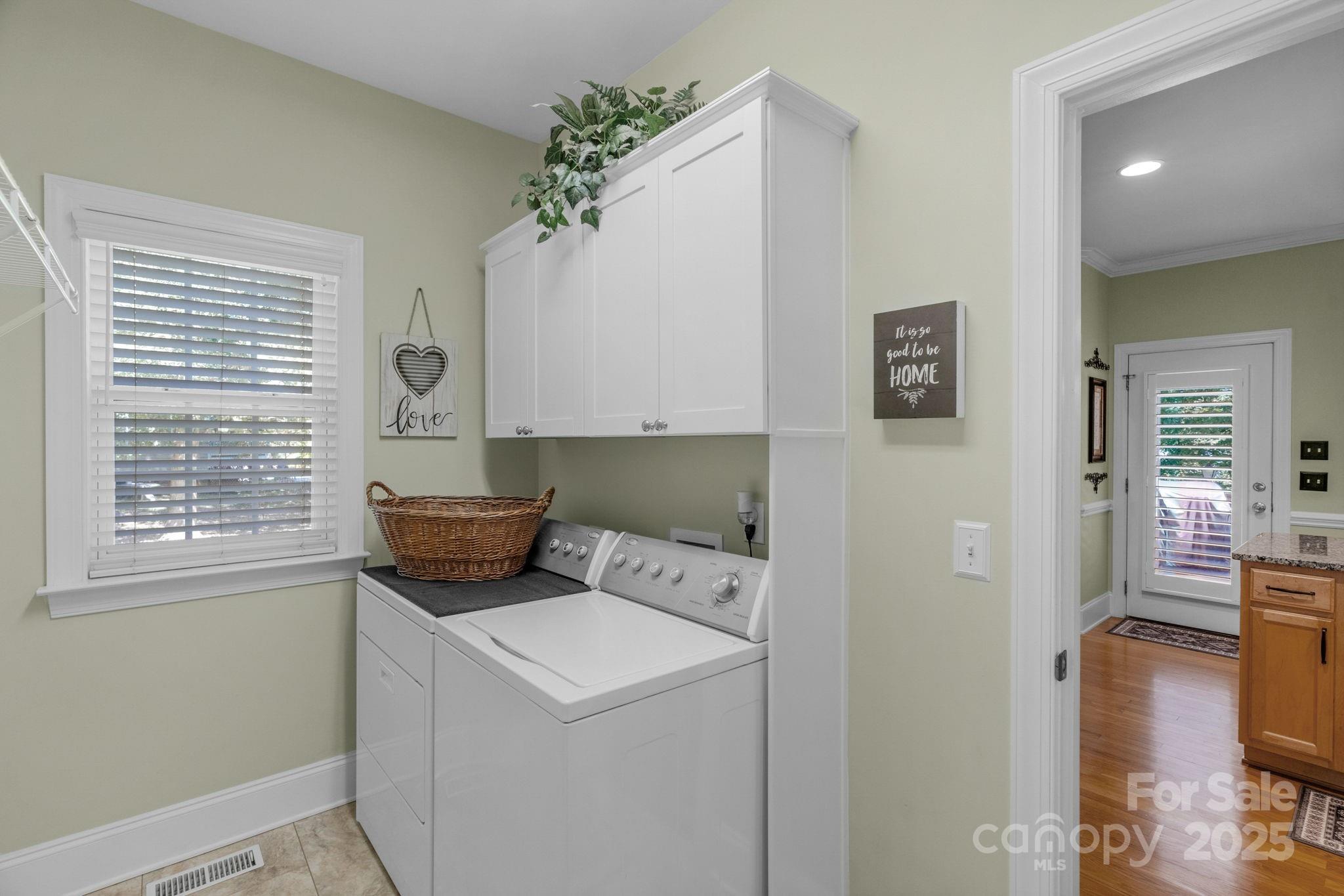 4586 Chanel Court