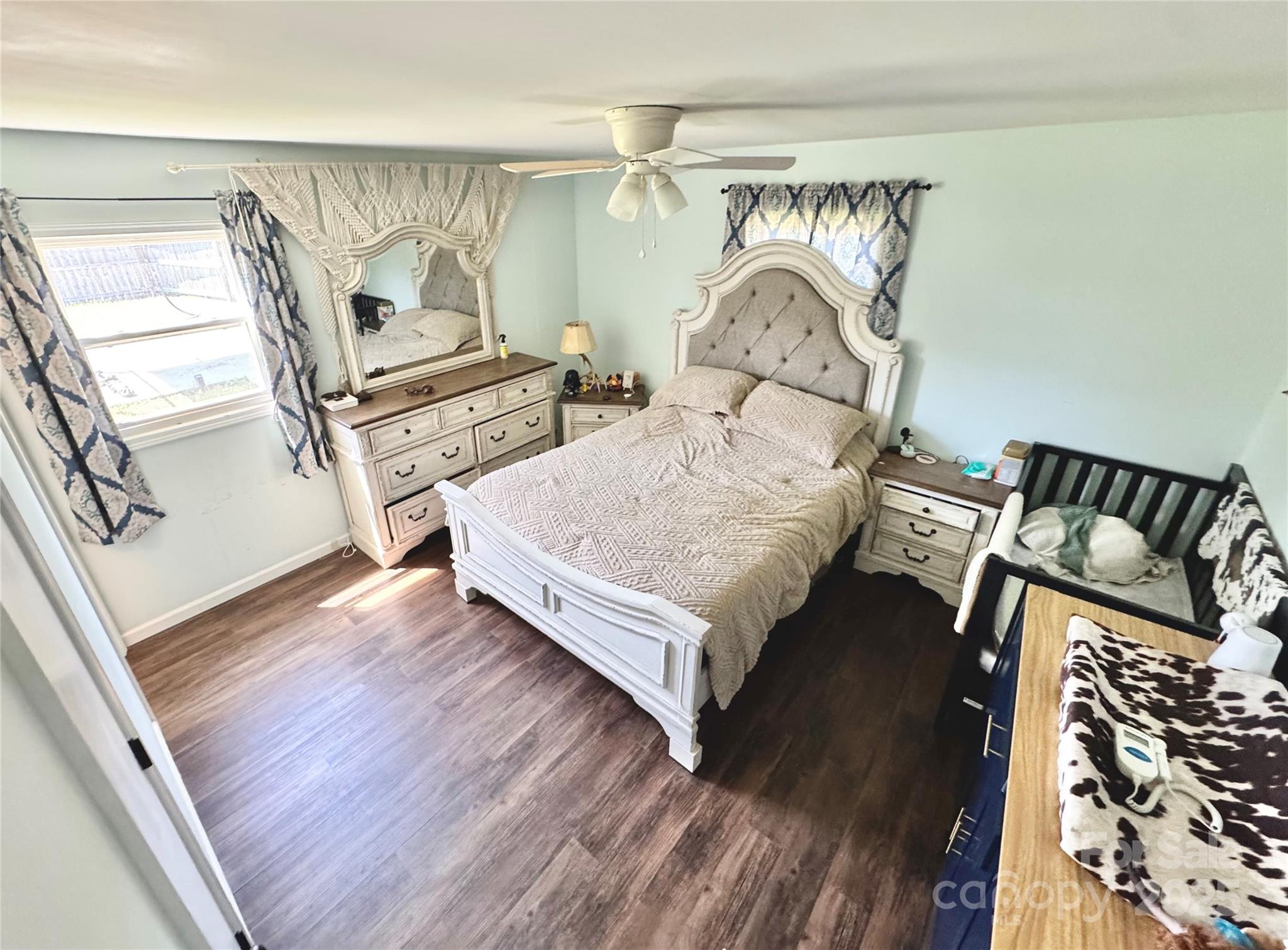 2906 Montford Avenue NW