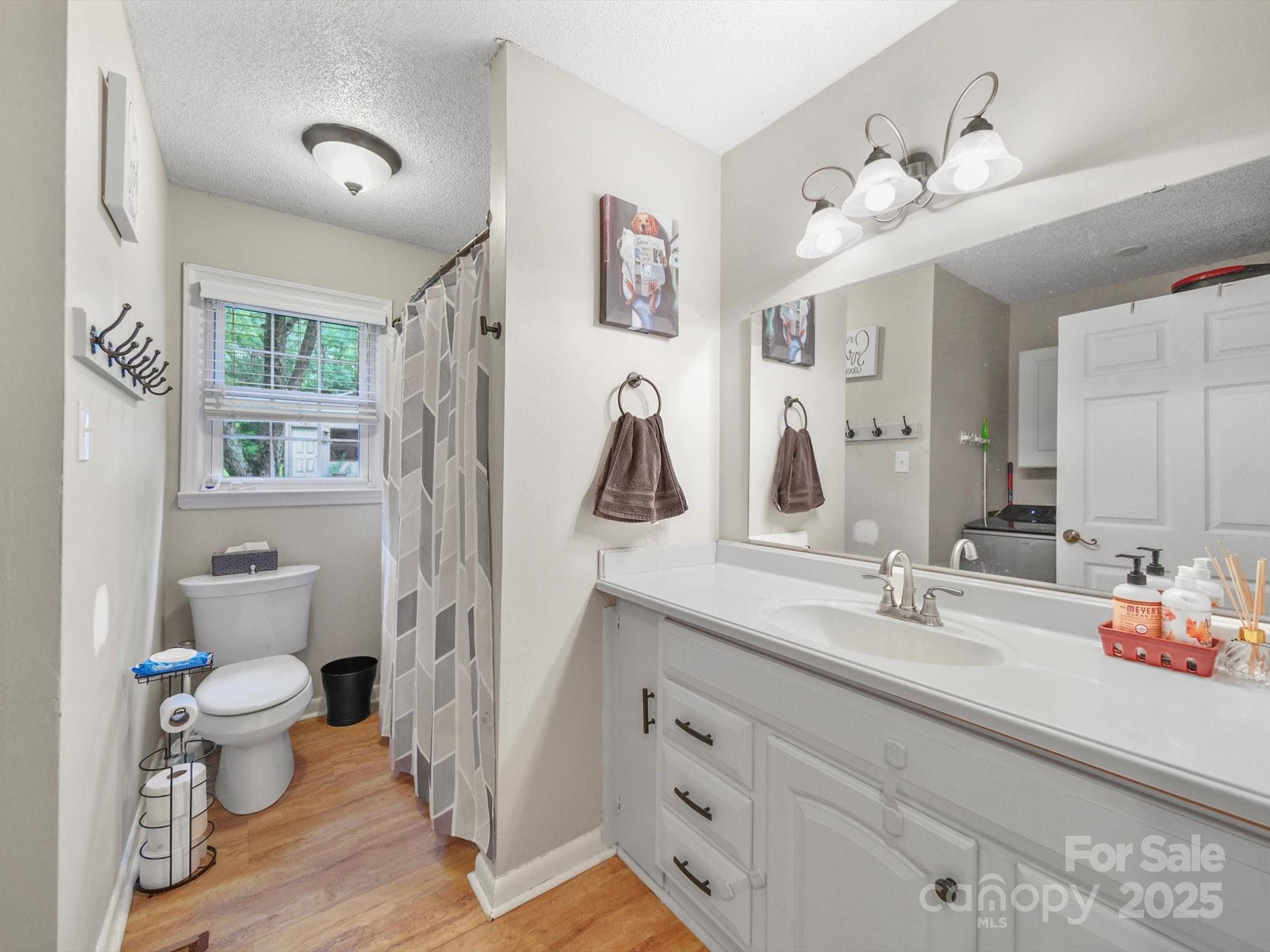 1780 Short Street