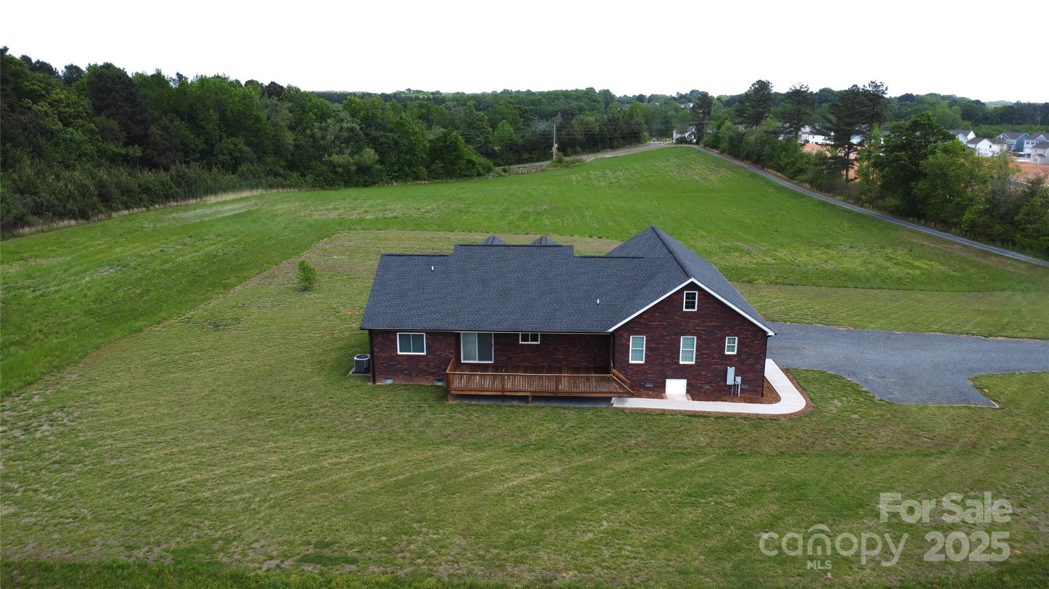 485 Hilltop Road