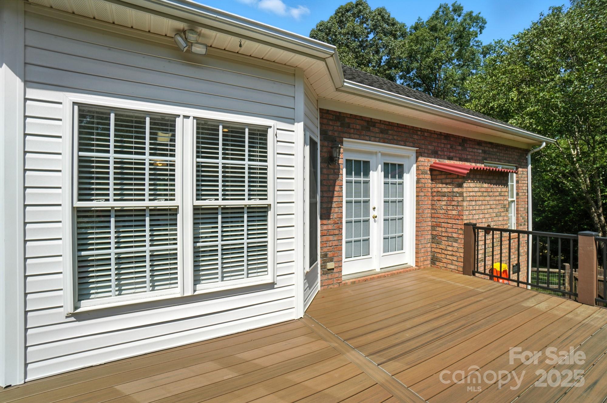 7655 Maple Bluff Lane