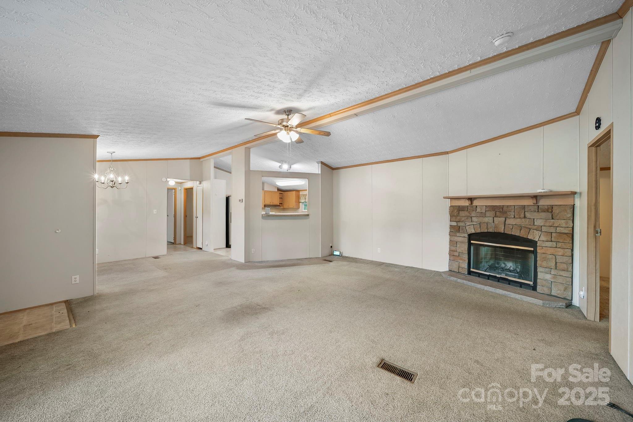 13768 Saint Thomas Drive