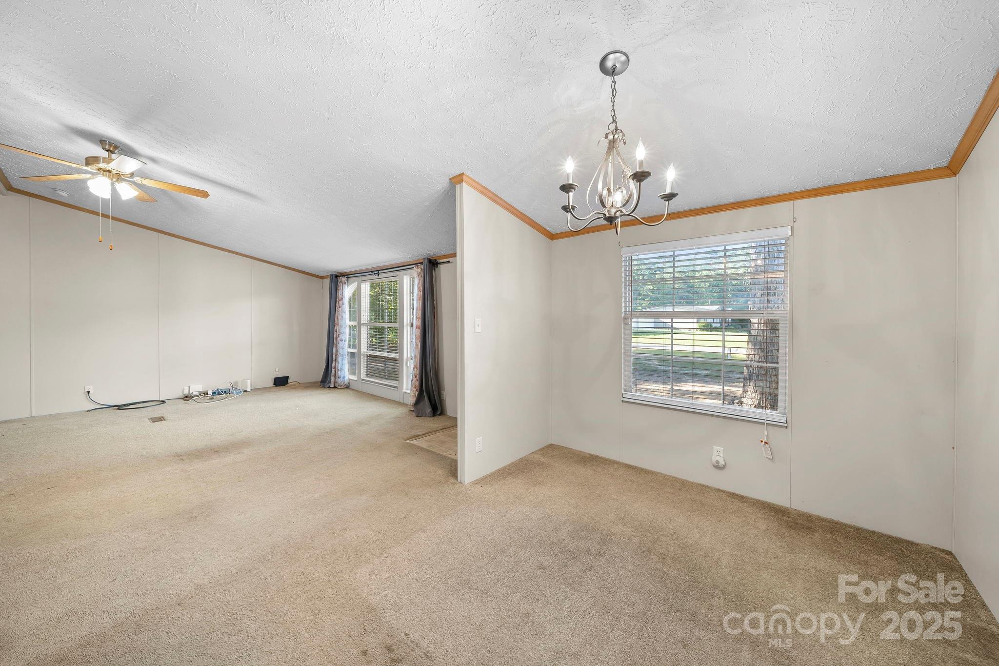 13768 Saint Thomas Drive