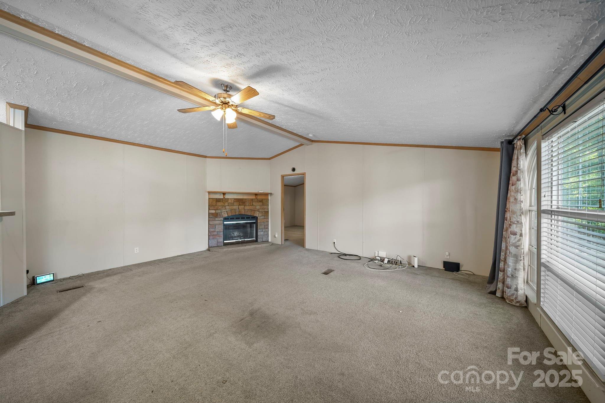 13768 Saint Thomas Drive