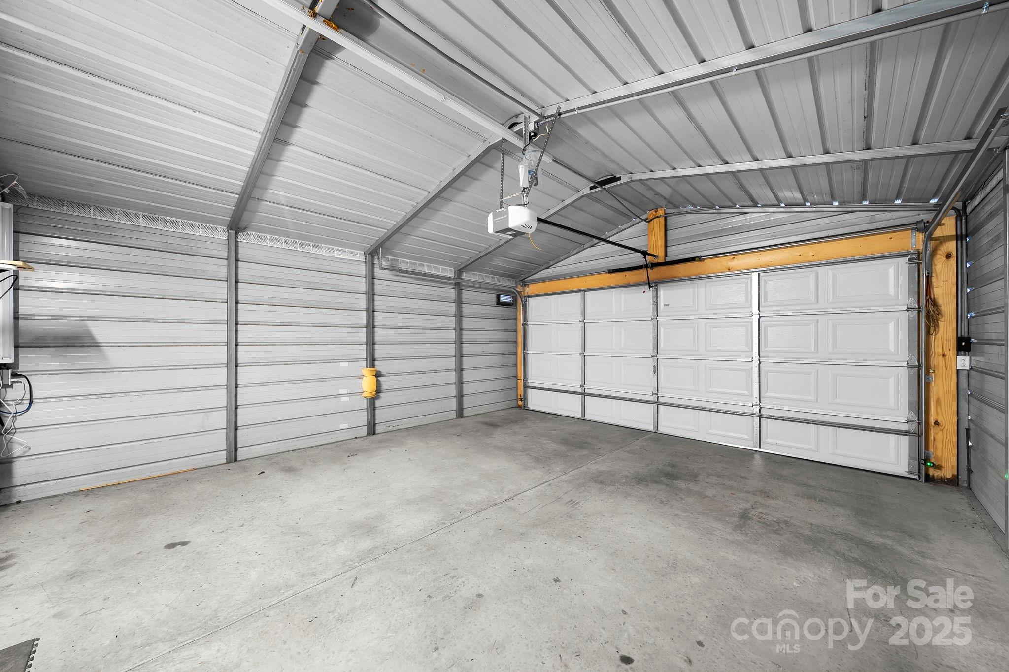 13768 Saint Thomas Drive