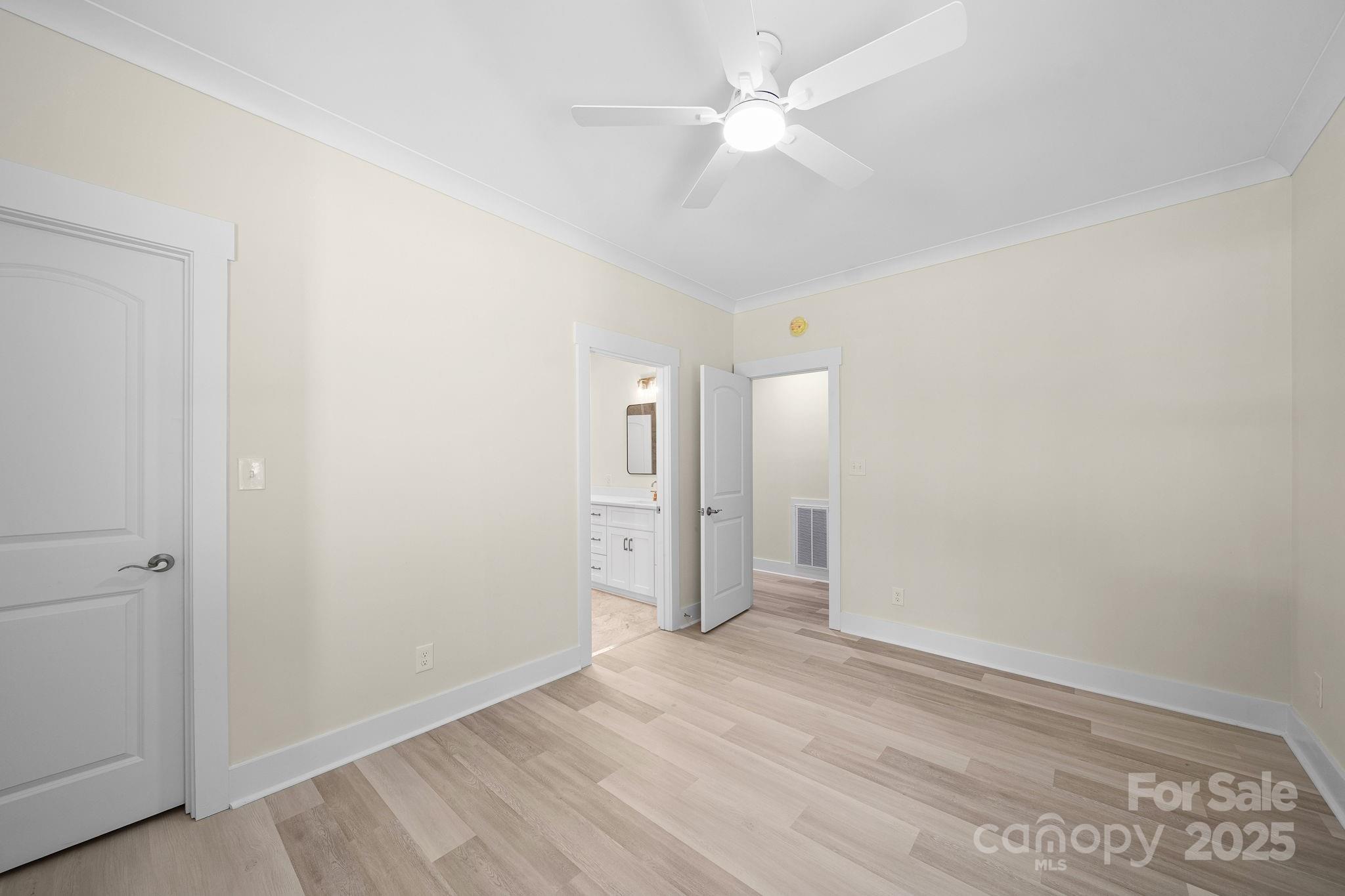 4460 R L Lane
