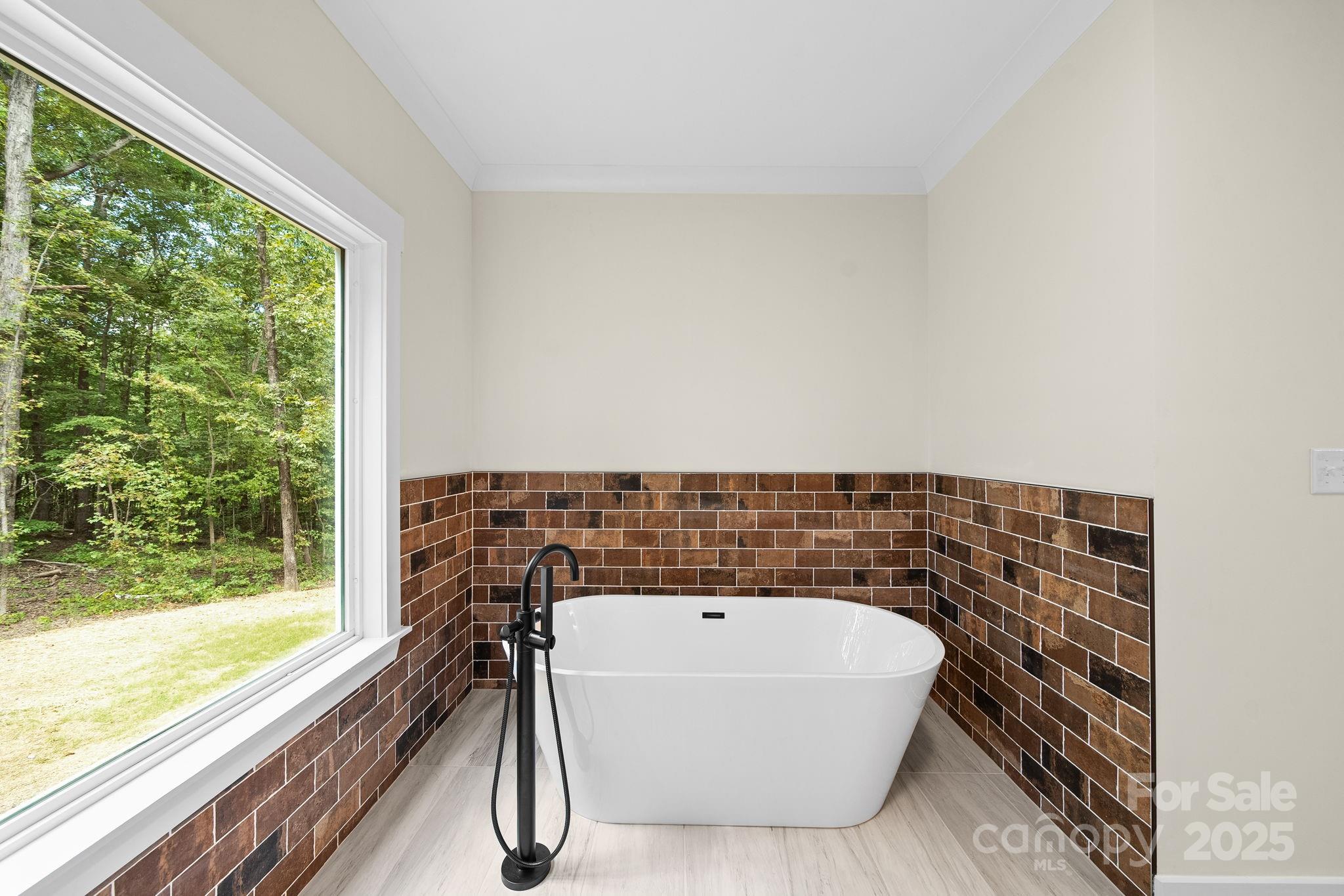 4460 R L Lane