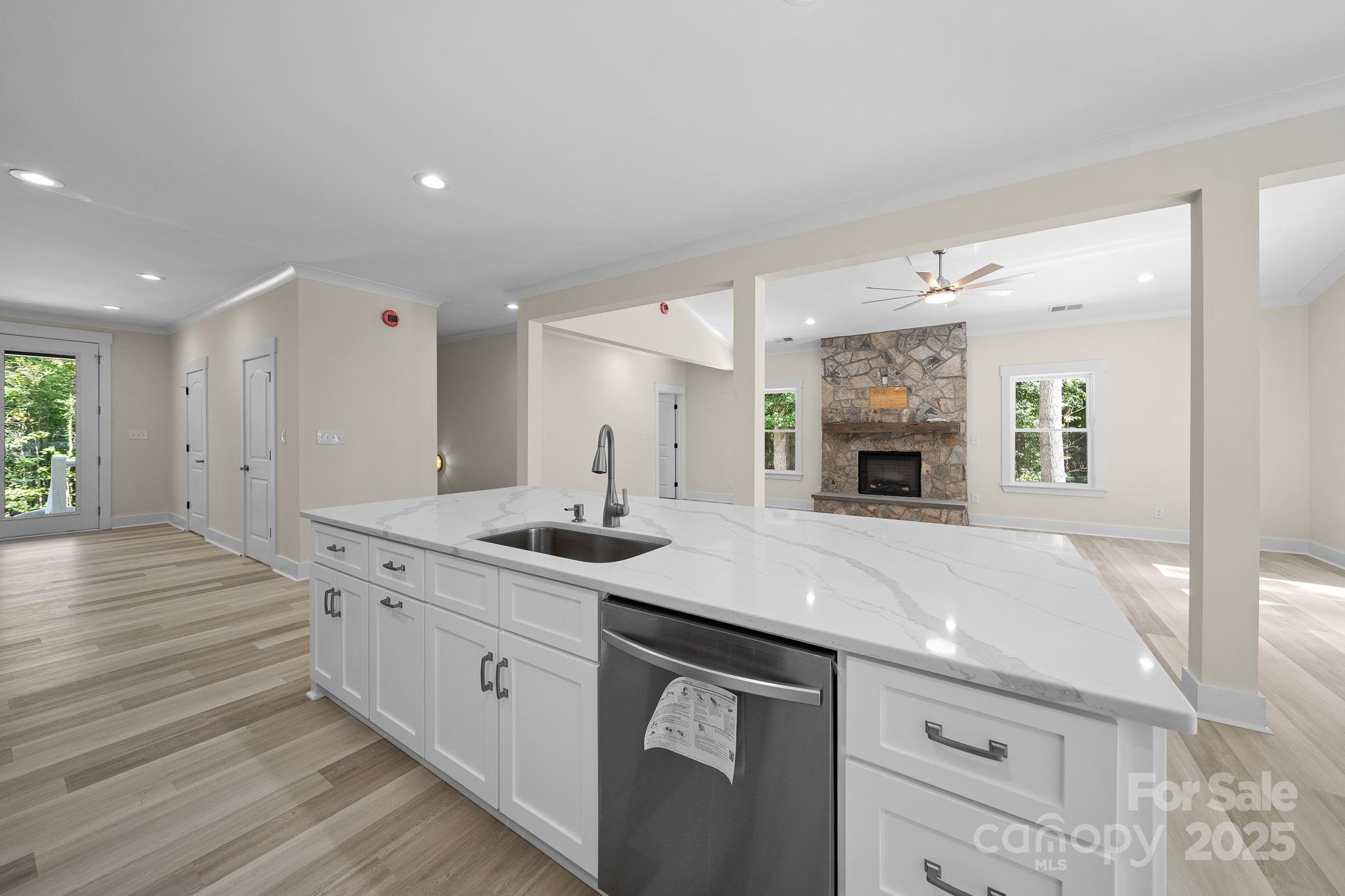 4460 R L Lane