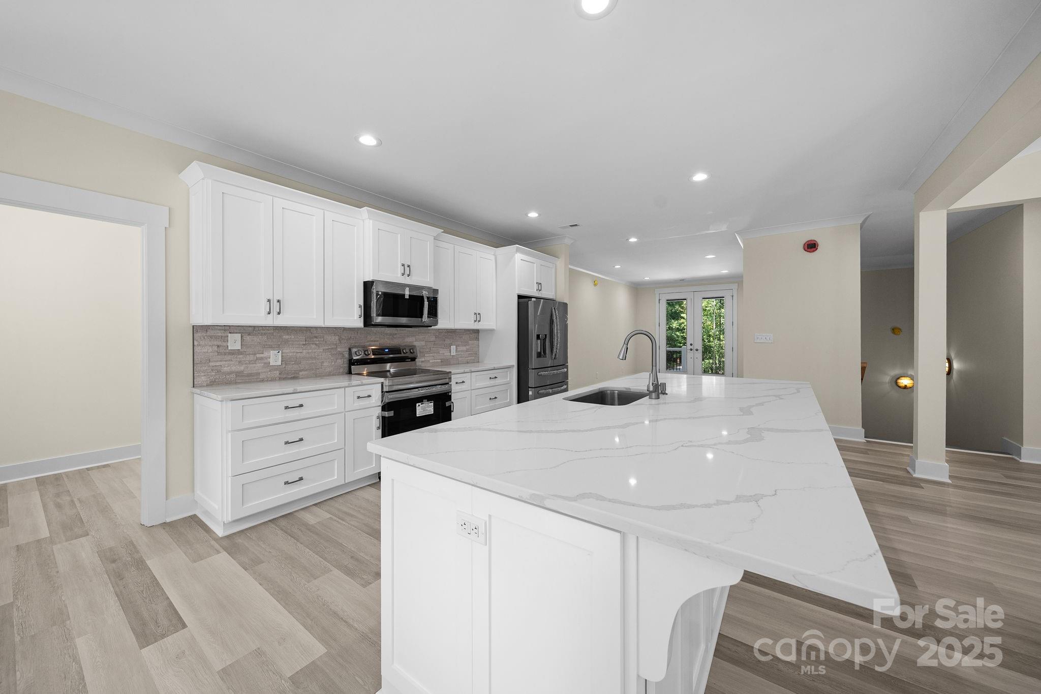 4460 R L Lane