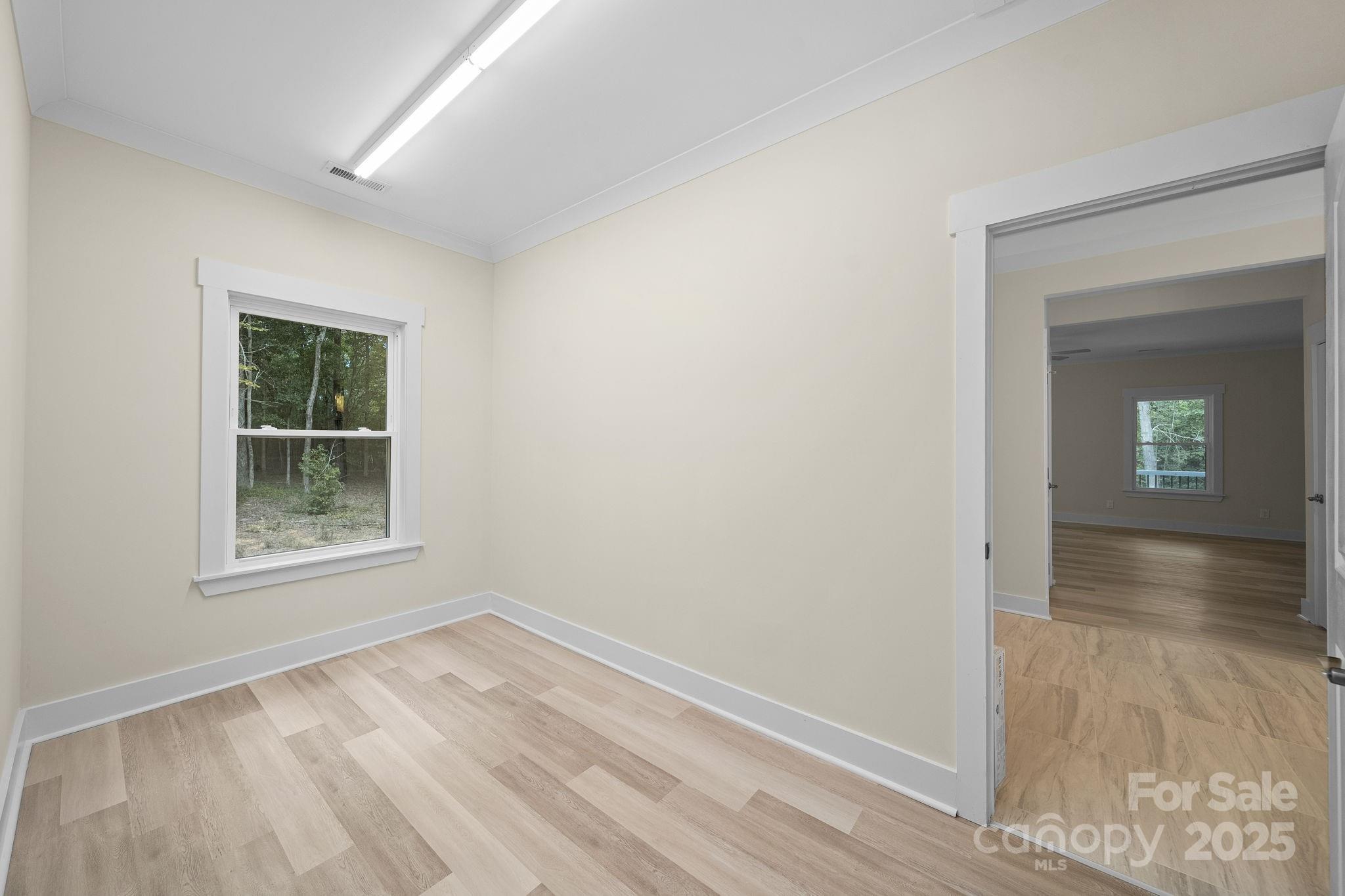 4460 R L Lane