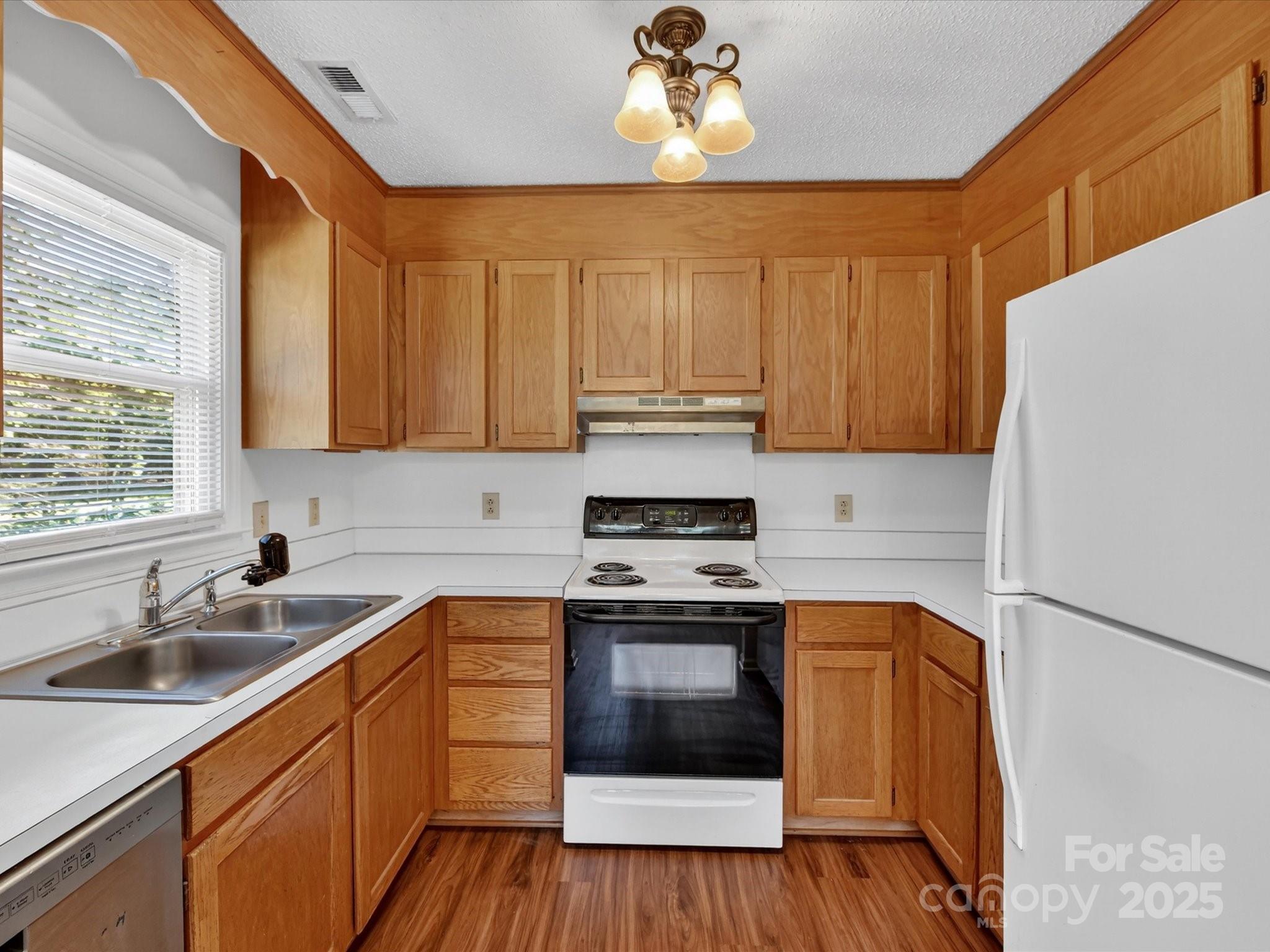 2407 Ruben Road