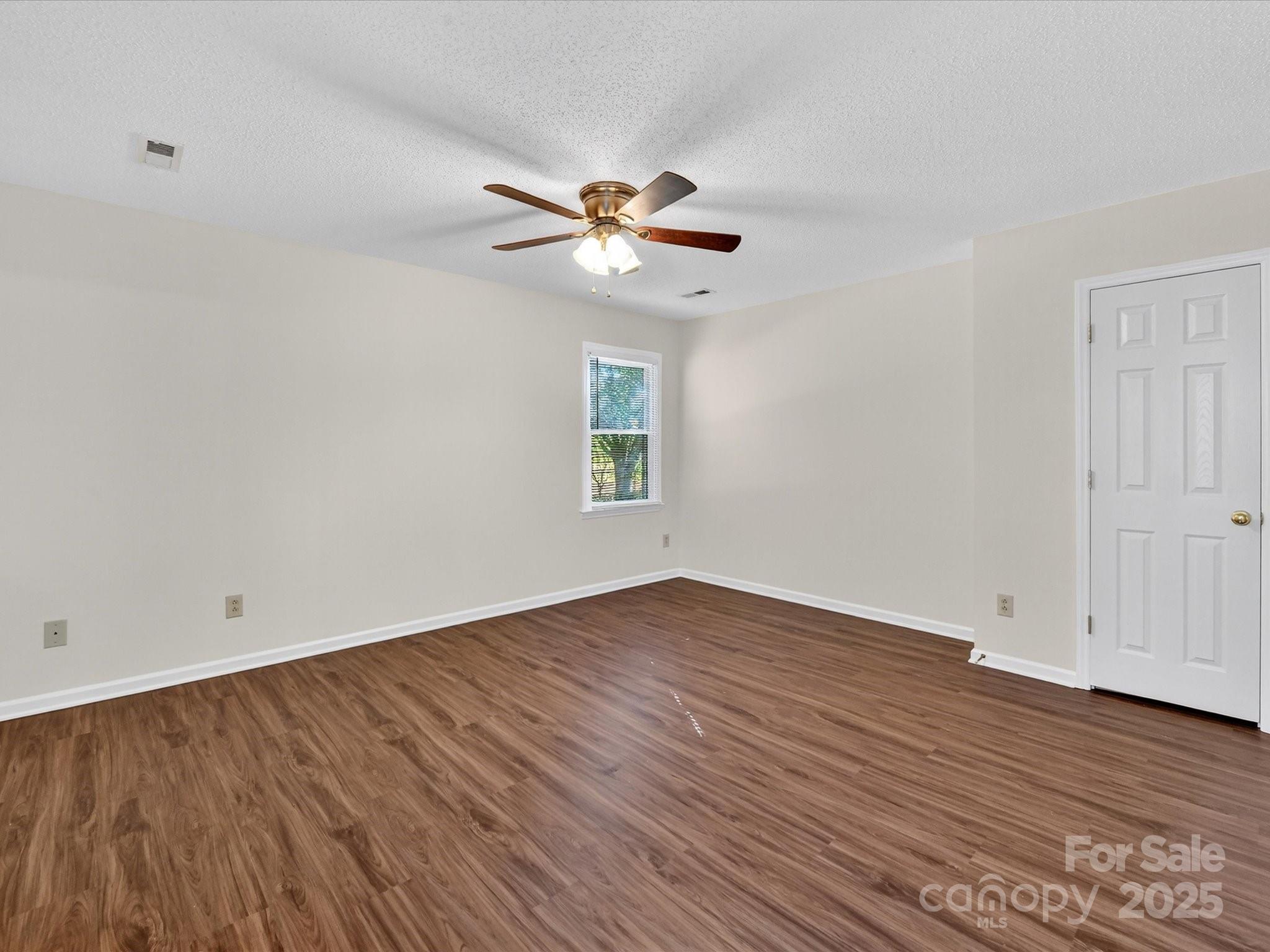 2407 Ruben Road