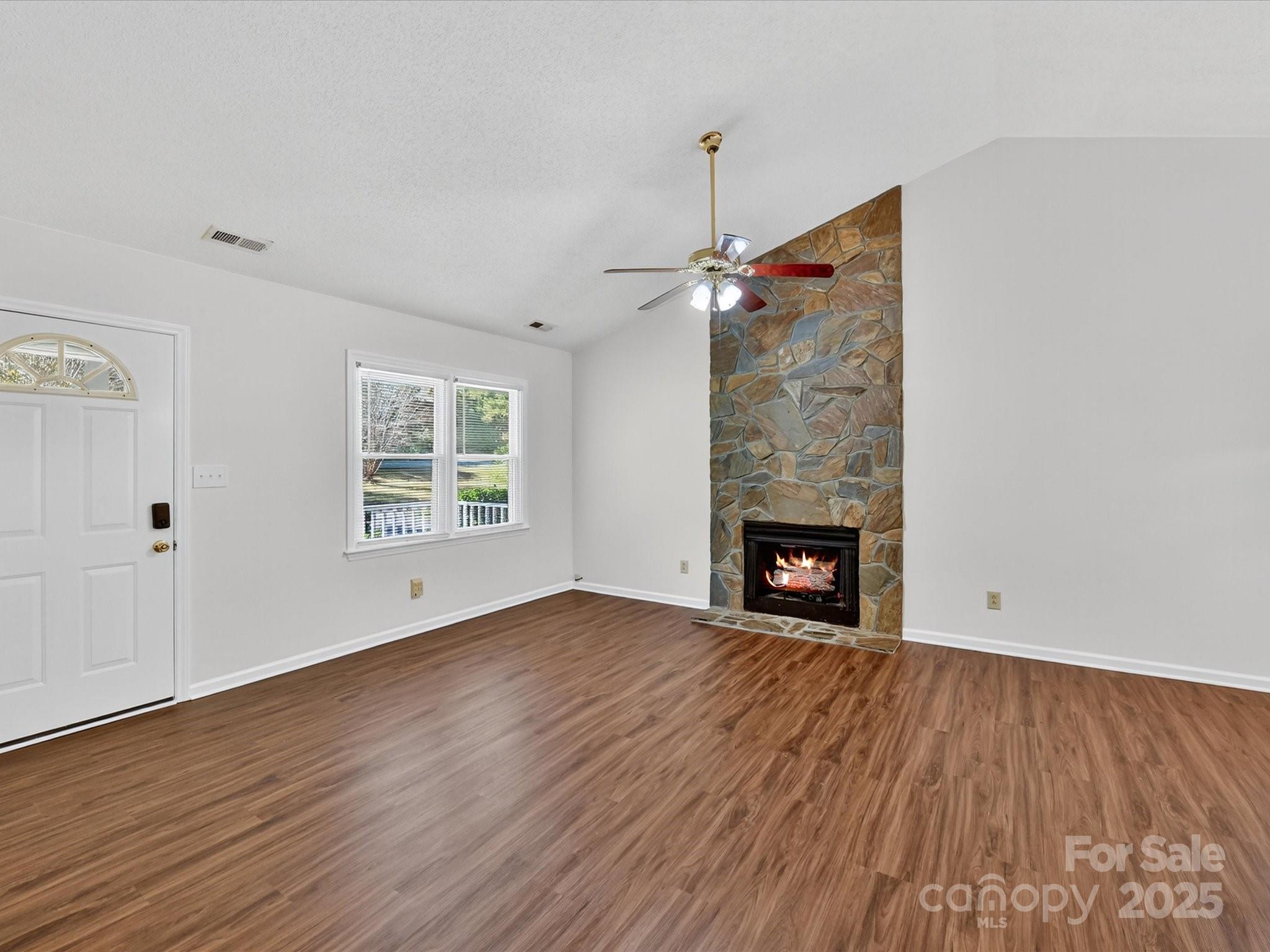 2407 Ruben Road