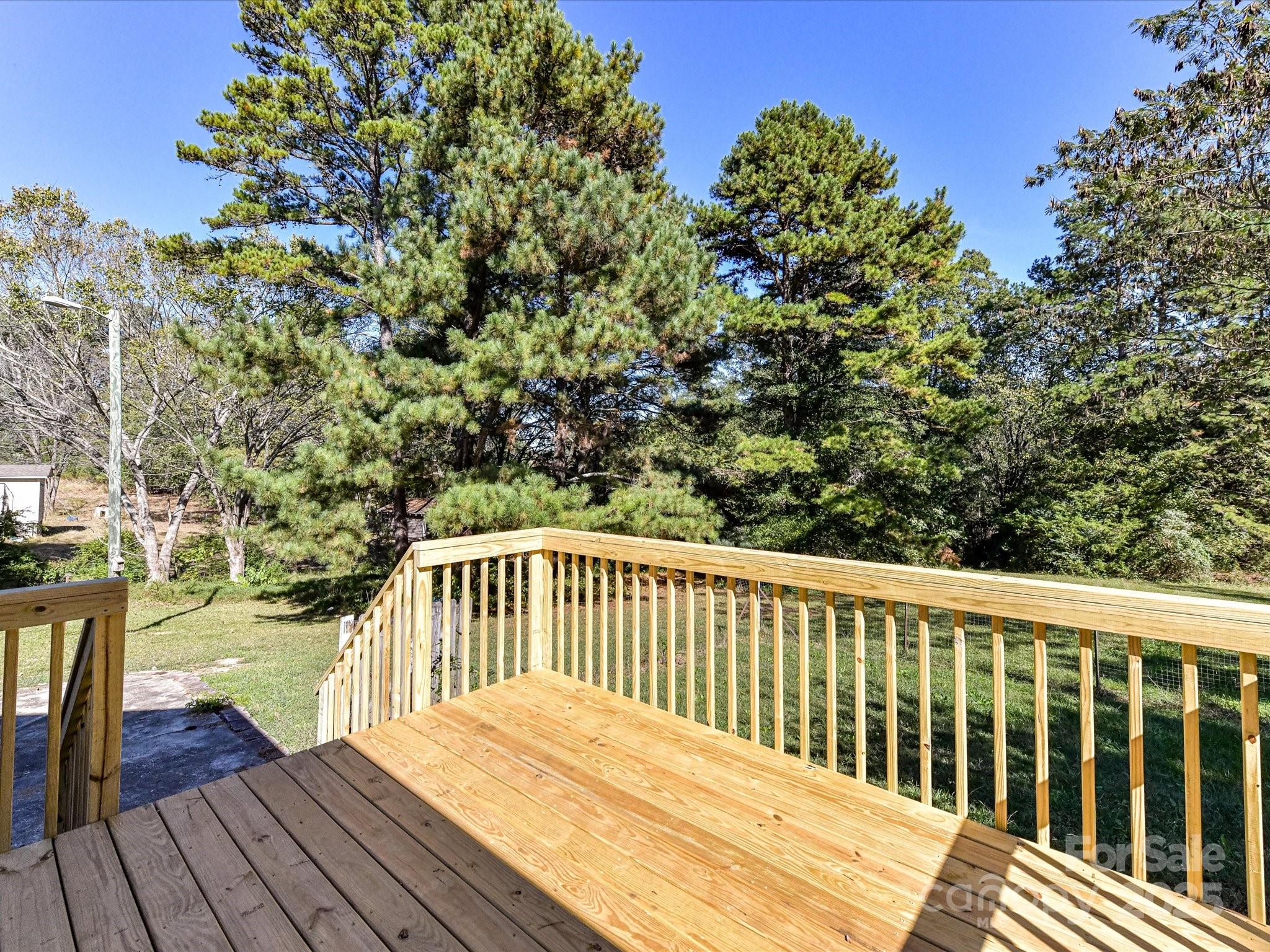 2407 Ruben Road