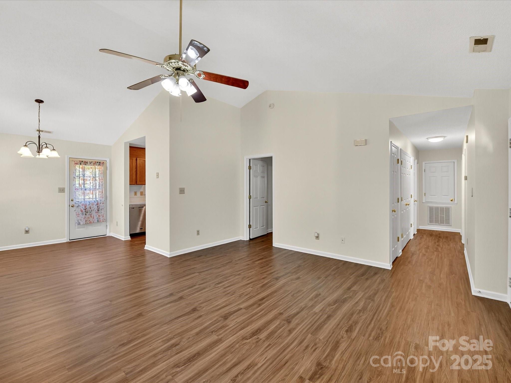 2407 Ruben Road