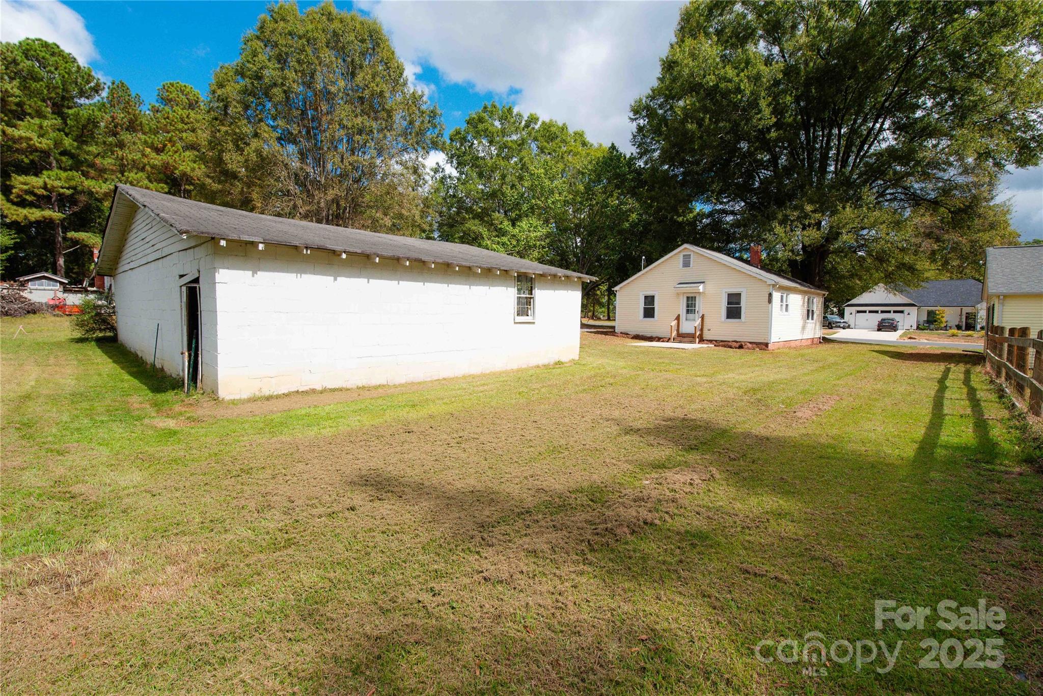 207 N Love Chapel Road