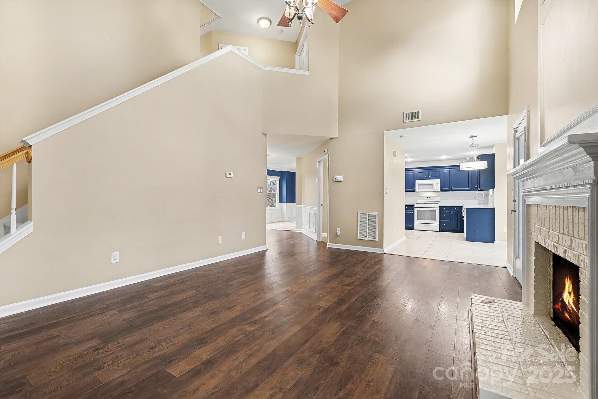 7625 Nicolette Court