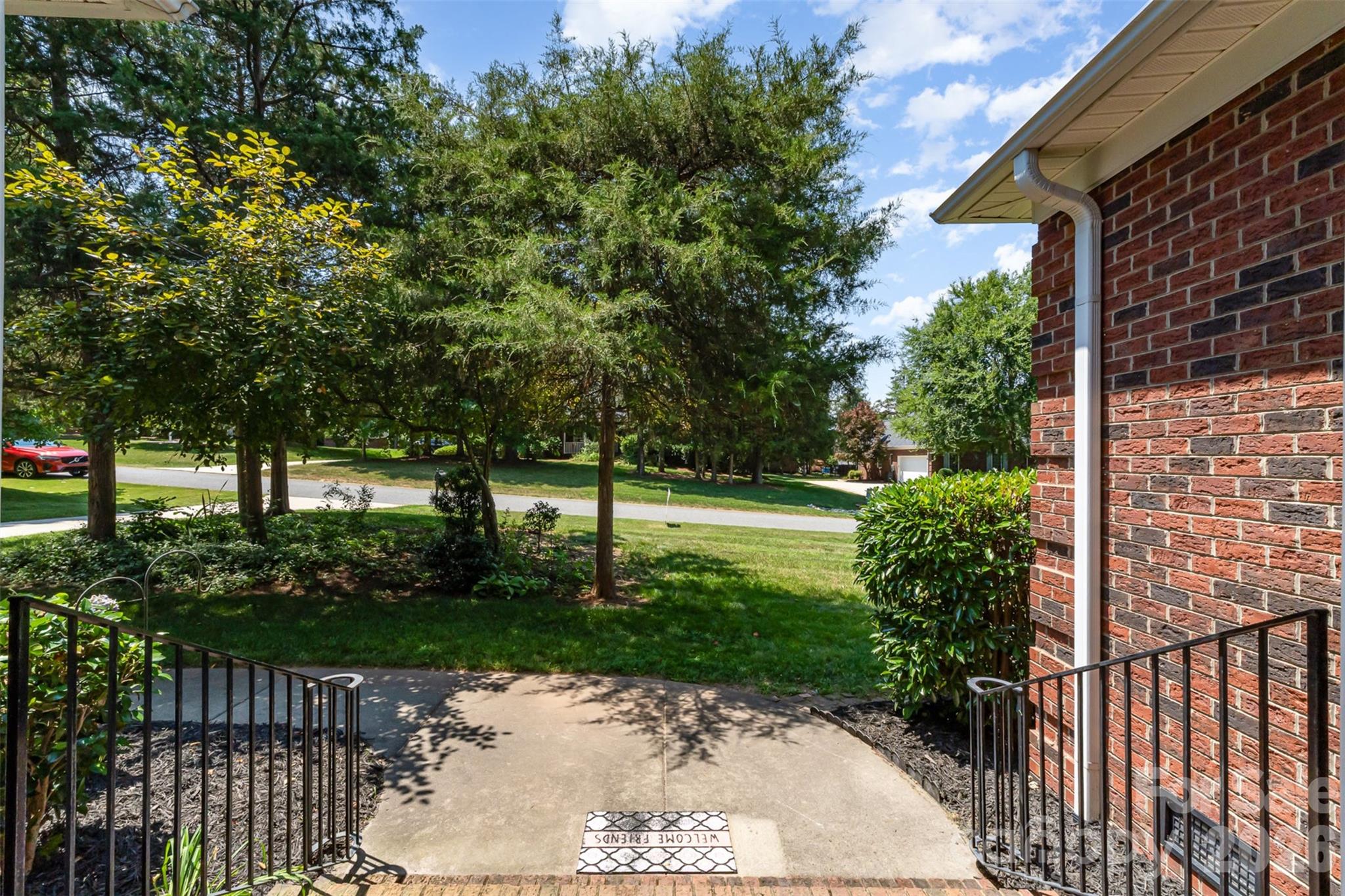 2909 Arbor Knoll