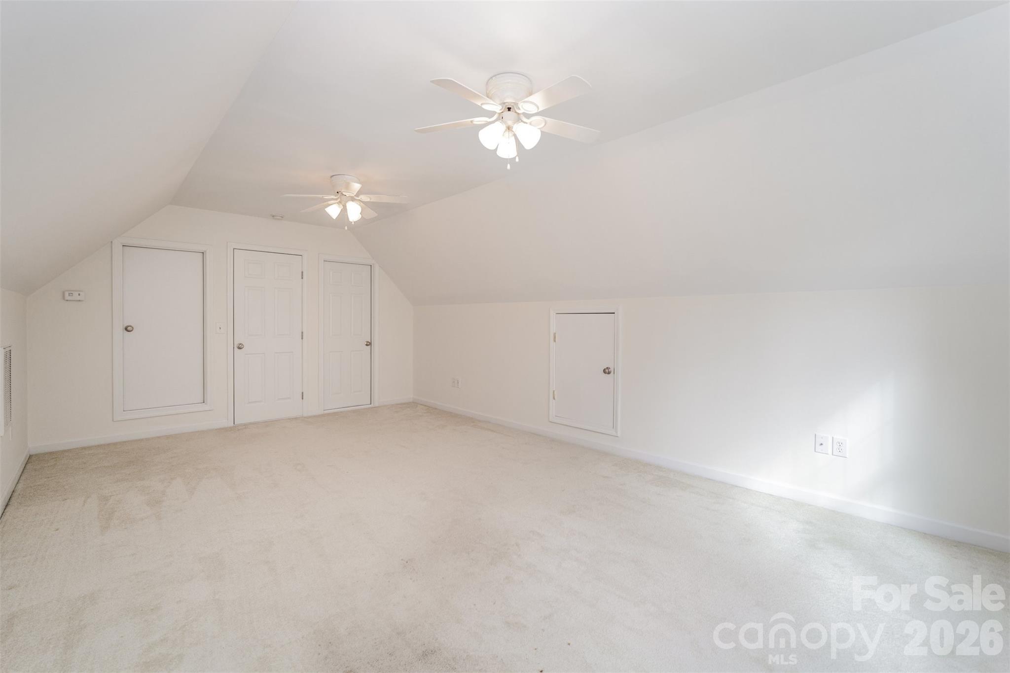 2909 Arbor Knoll