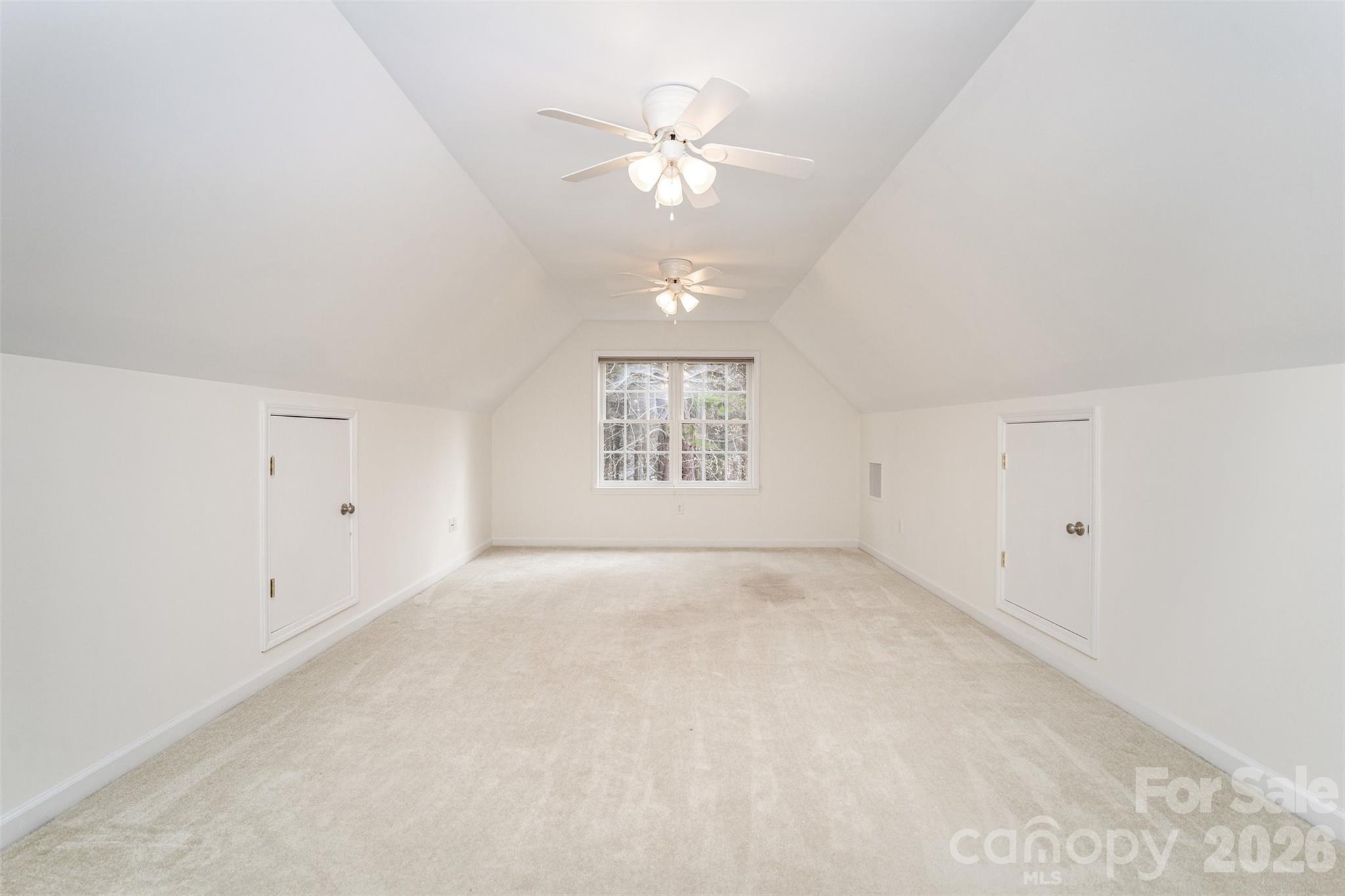 2909 Arbor Knoll