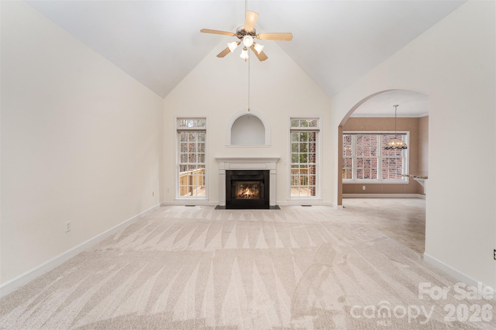 2909 Arbor Knoll