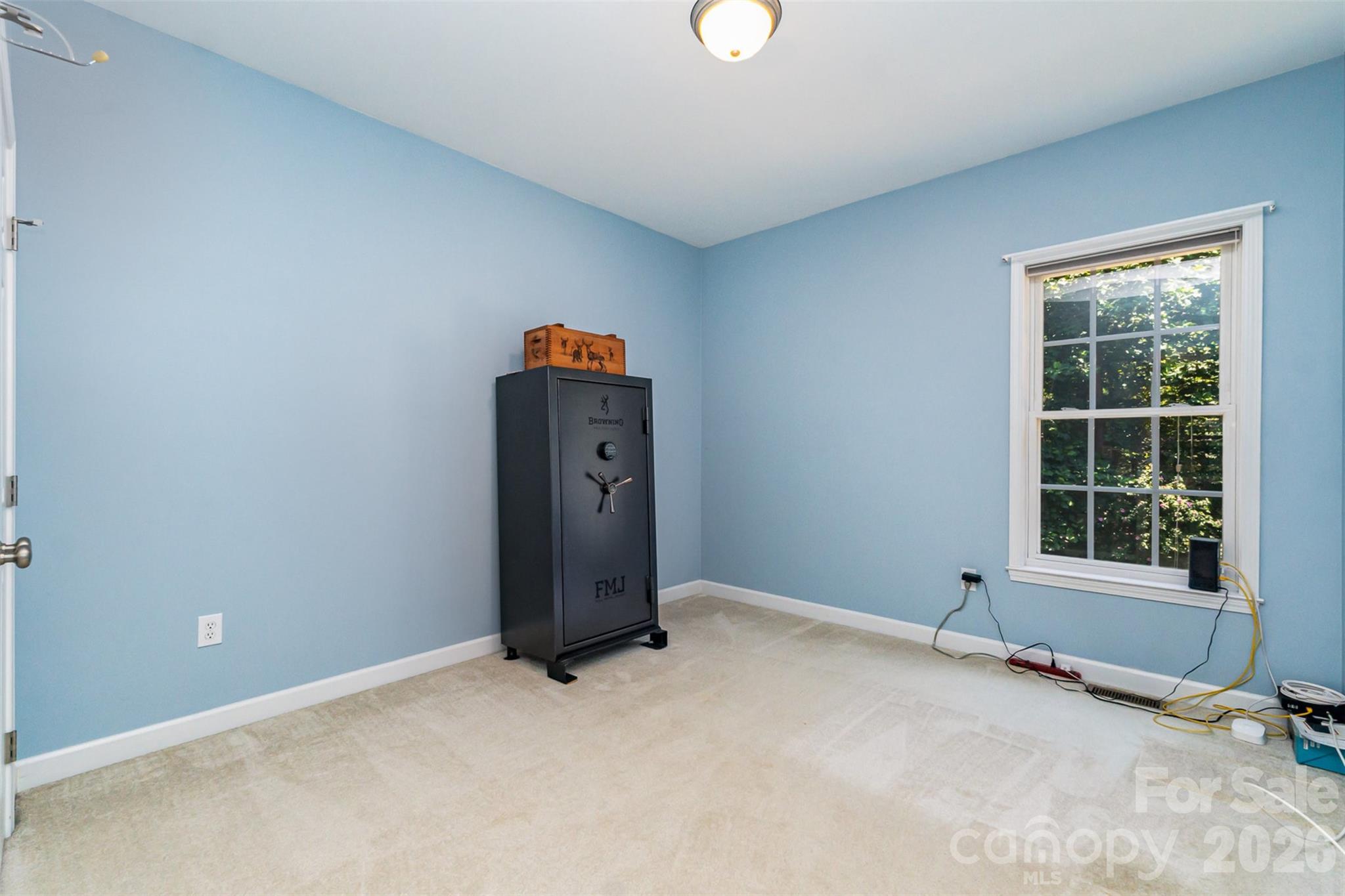 2909 Arbor Knoll
