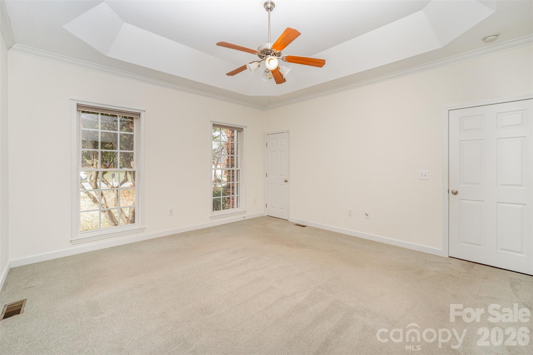 2909 Arbor Knoll