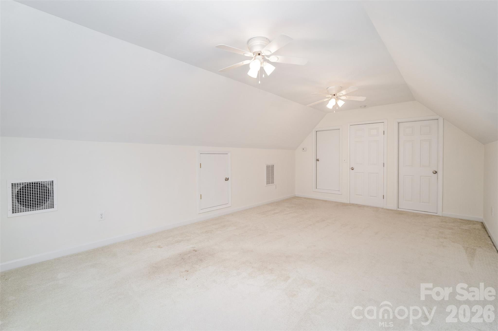 2909 Arbor Knoll