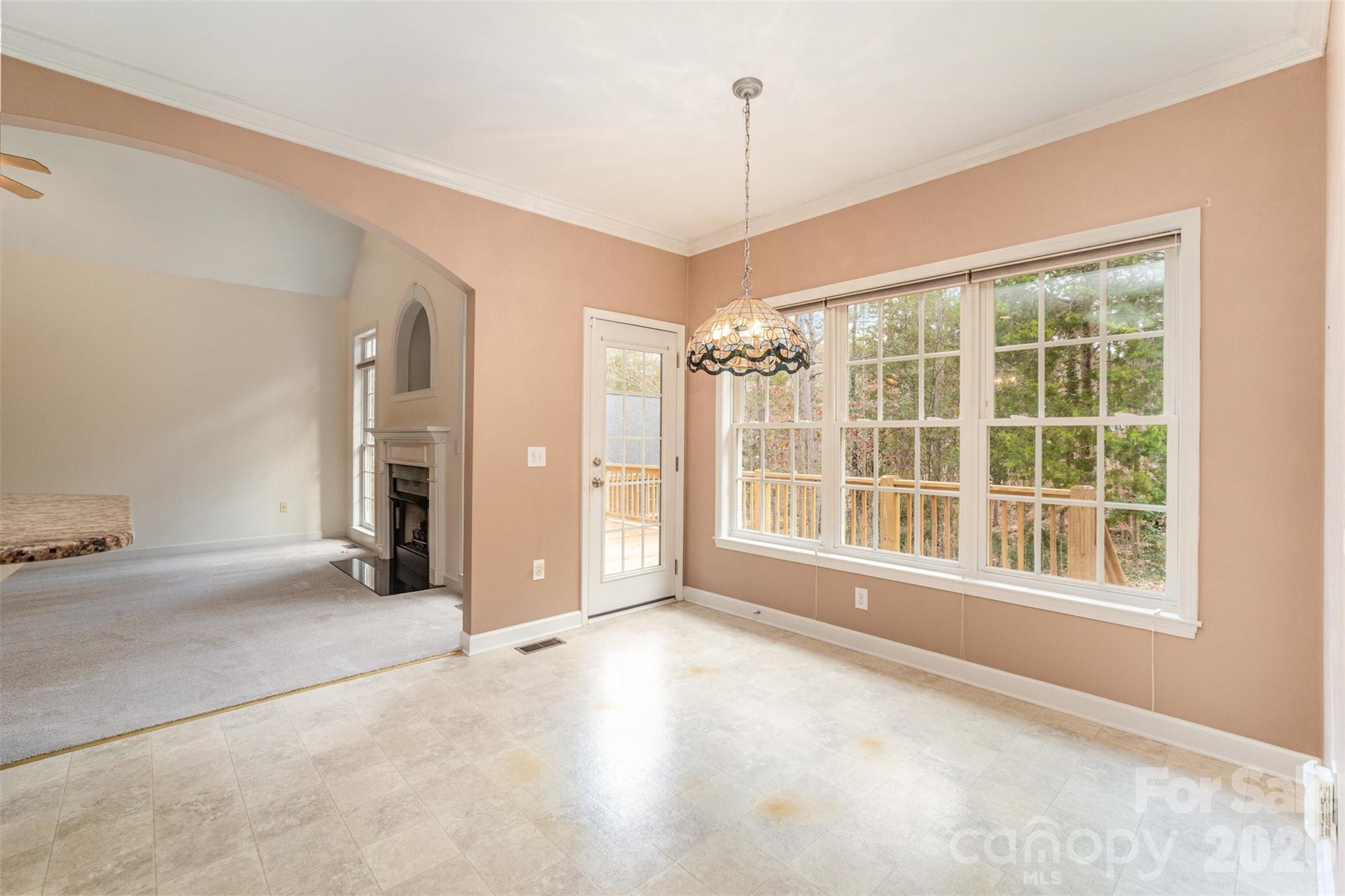 2909 Arbor Knoll