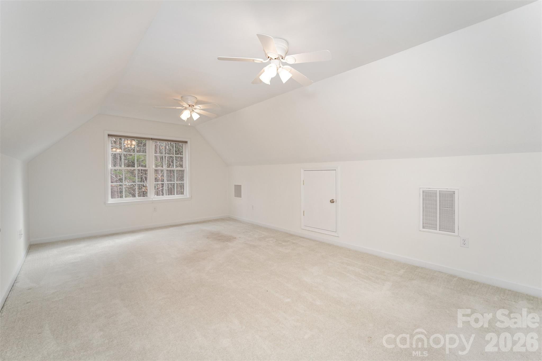 2909 Arbor Knoll