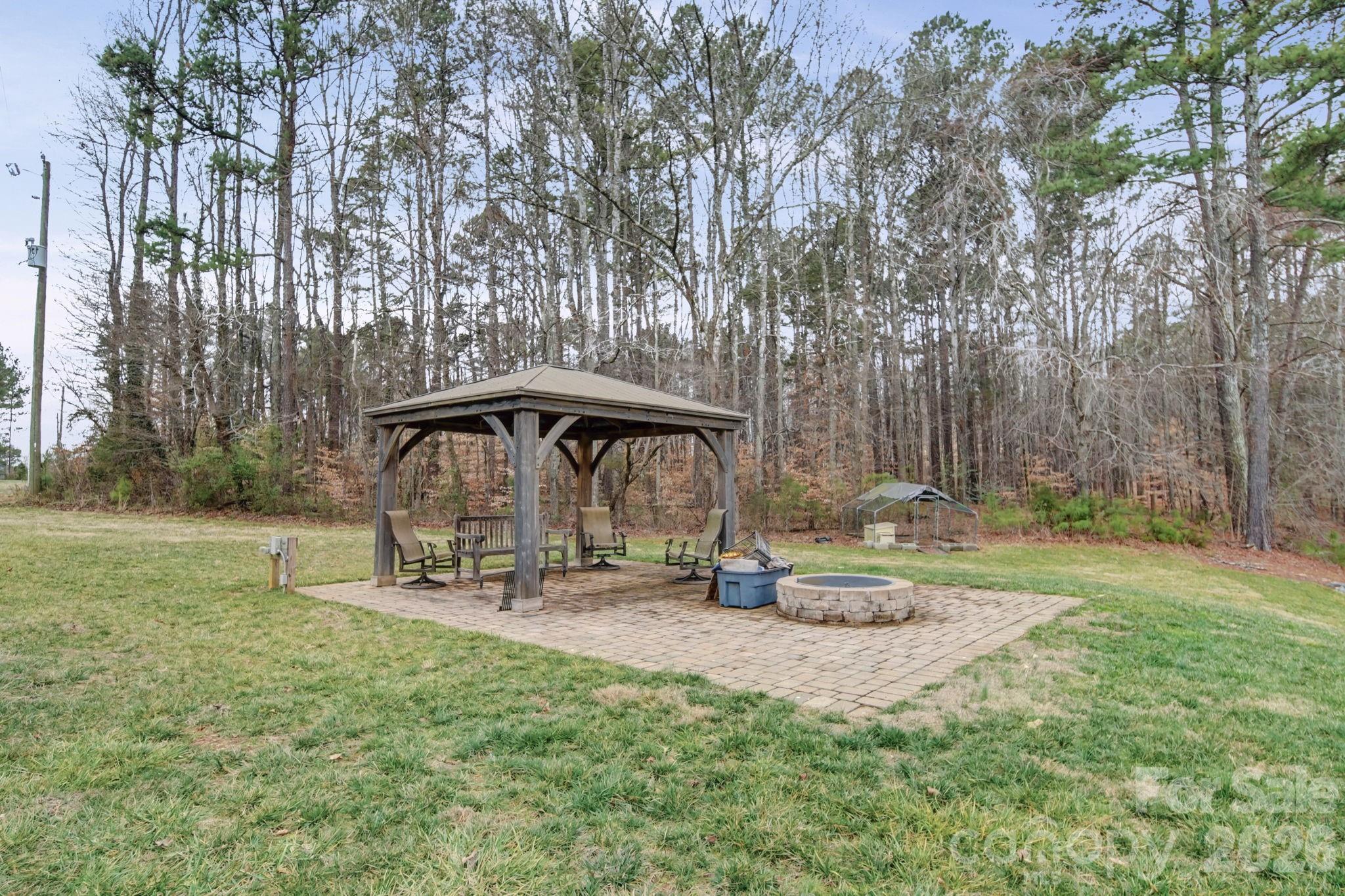 1296 Ben Black Road