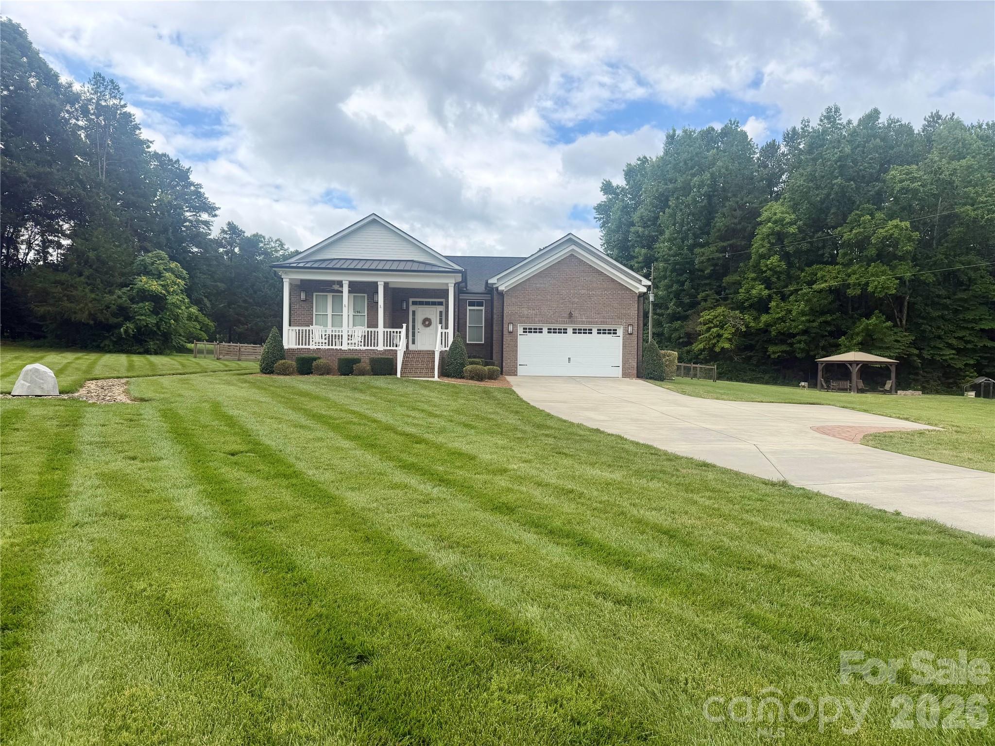 1296 Ben Black Road