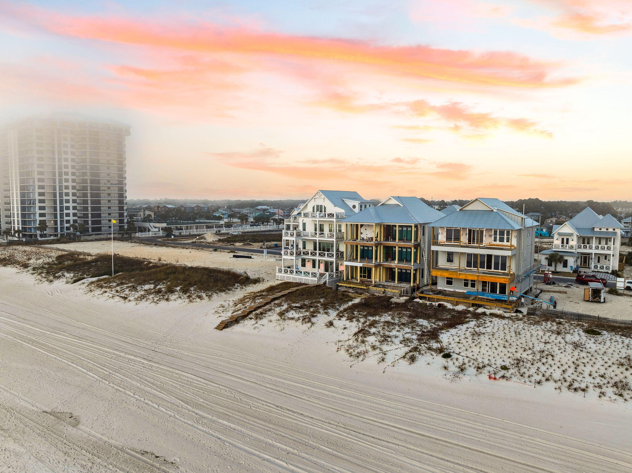 5939 Gulf Drive