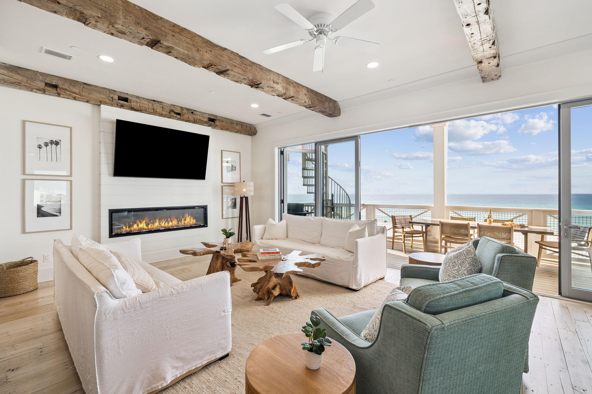 5939 Gulf Drive