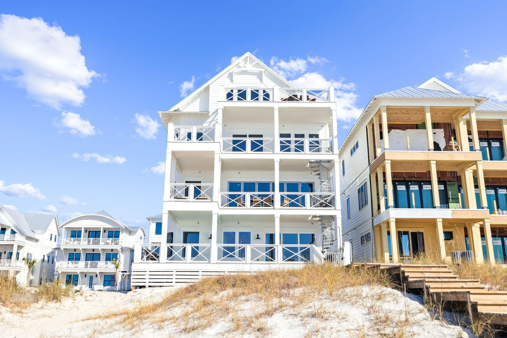 5939 Gulf Drive